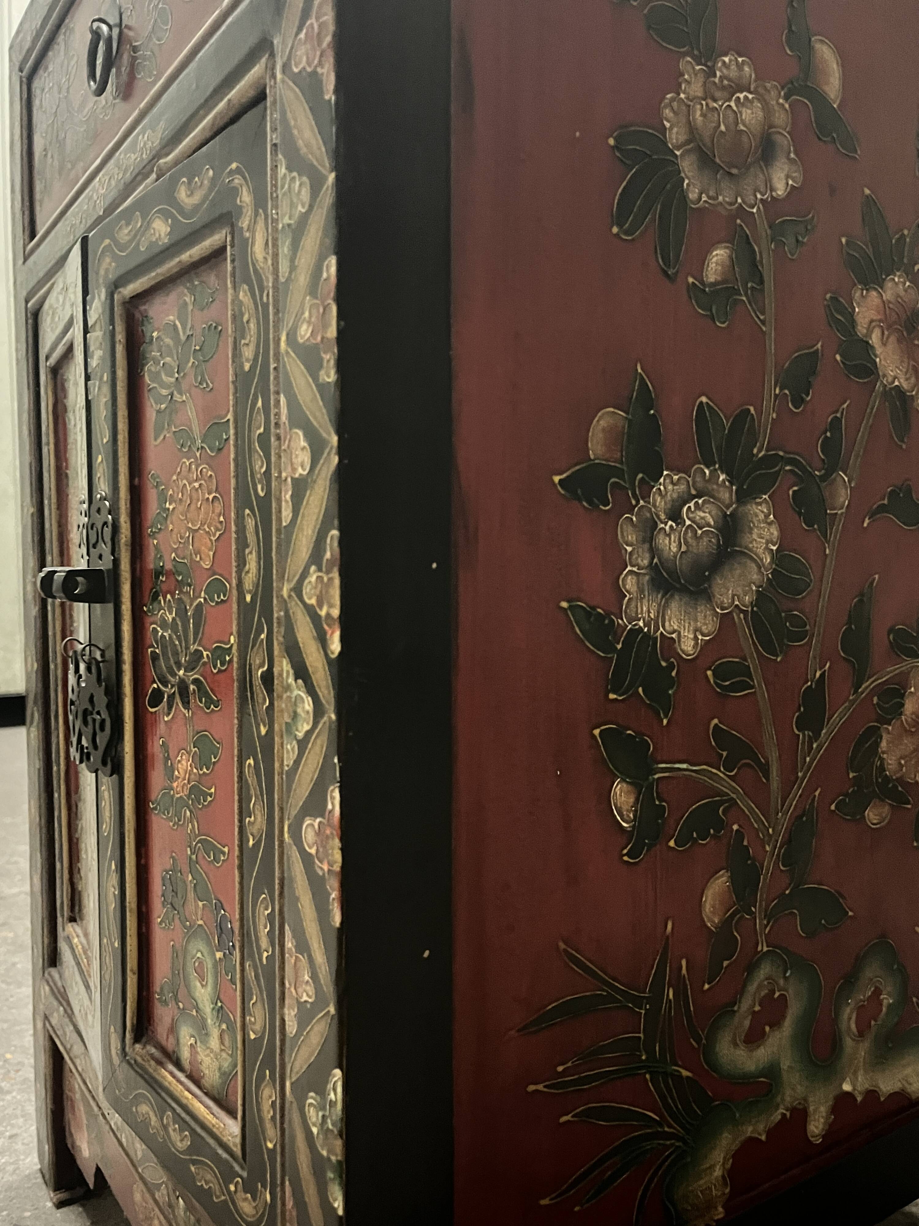 Small vintage Chinese hand painted cabinet / chest of drawers