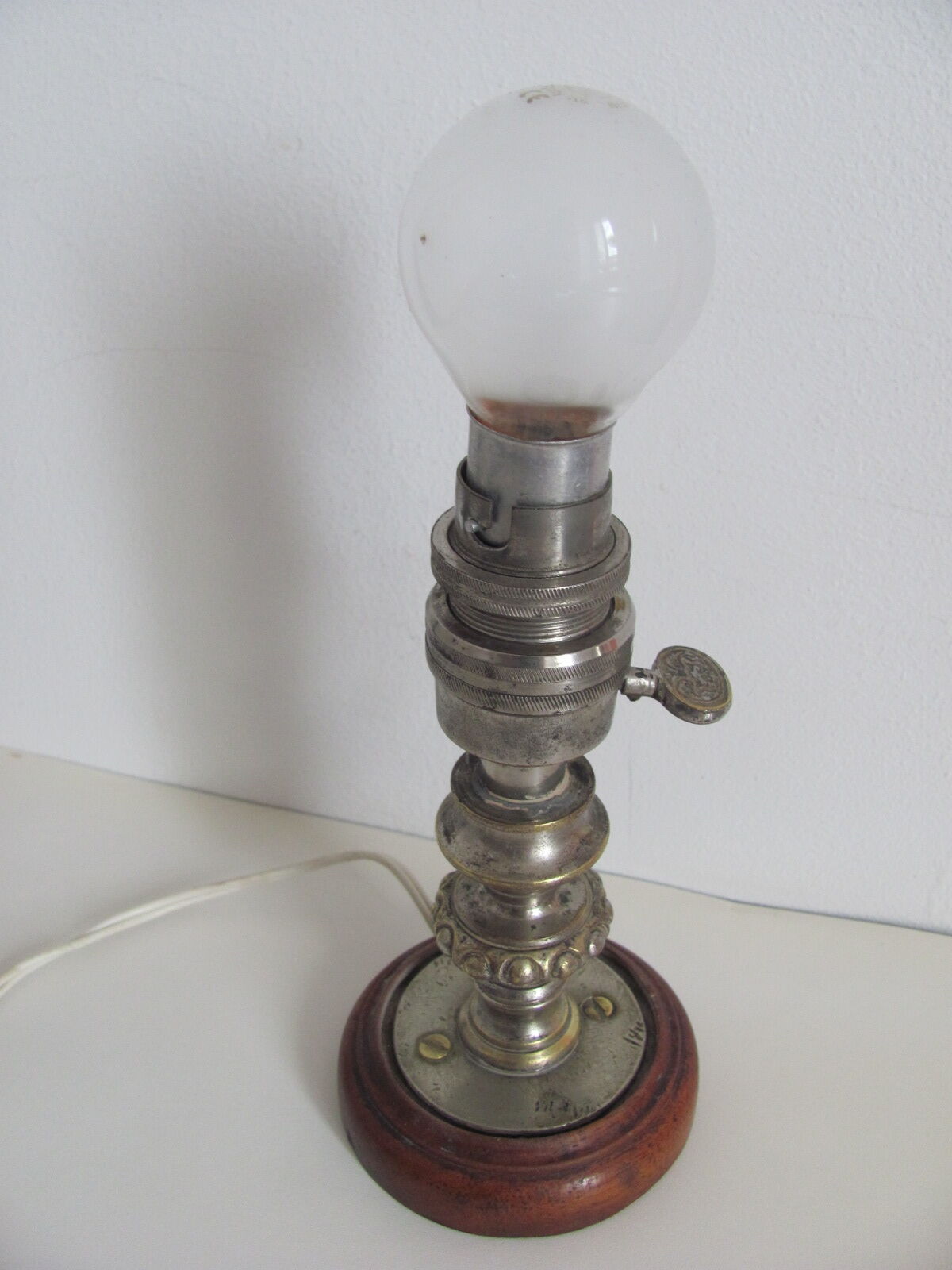 Lamp 19th