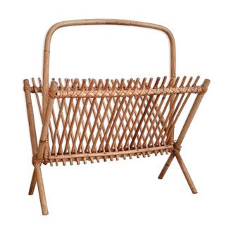 Magazine rack - rattan magazine rack