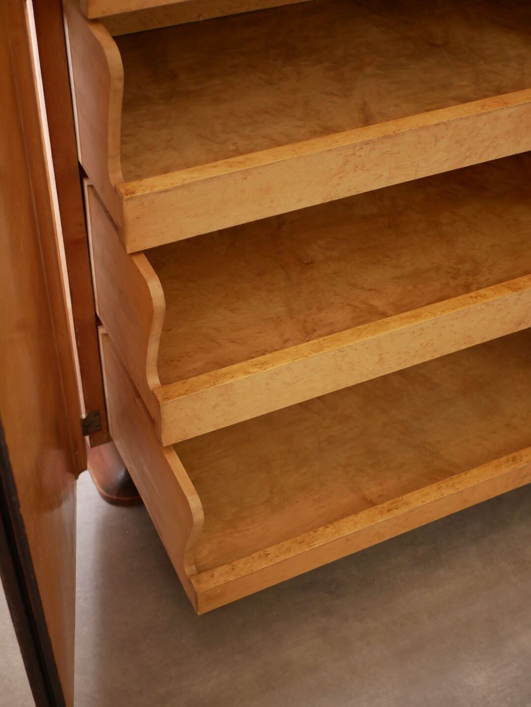 Art deco shoe cabinet