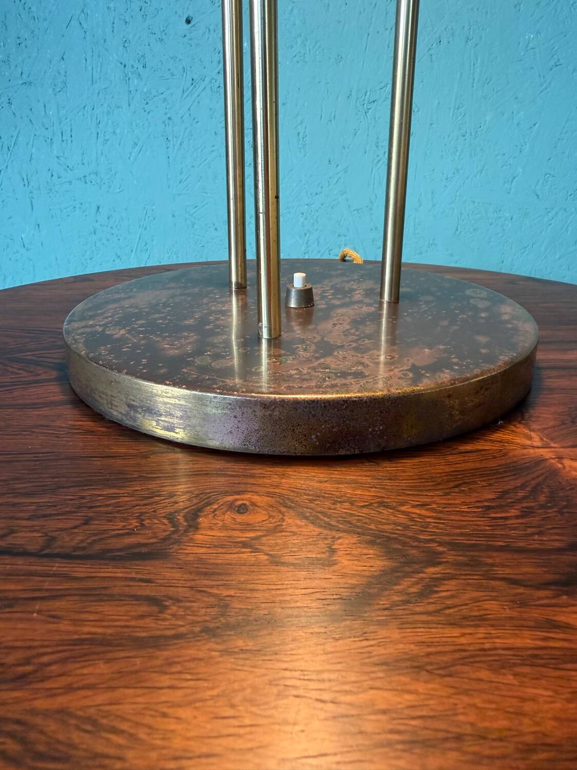 Rare original PH 5 table lamp by Poul Henningsen, manufactured by Louis Poulsen