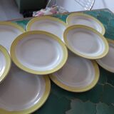 11 yellow plates KG Lunéville France