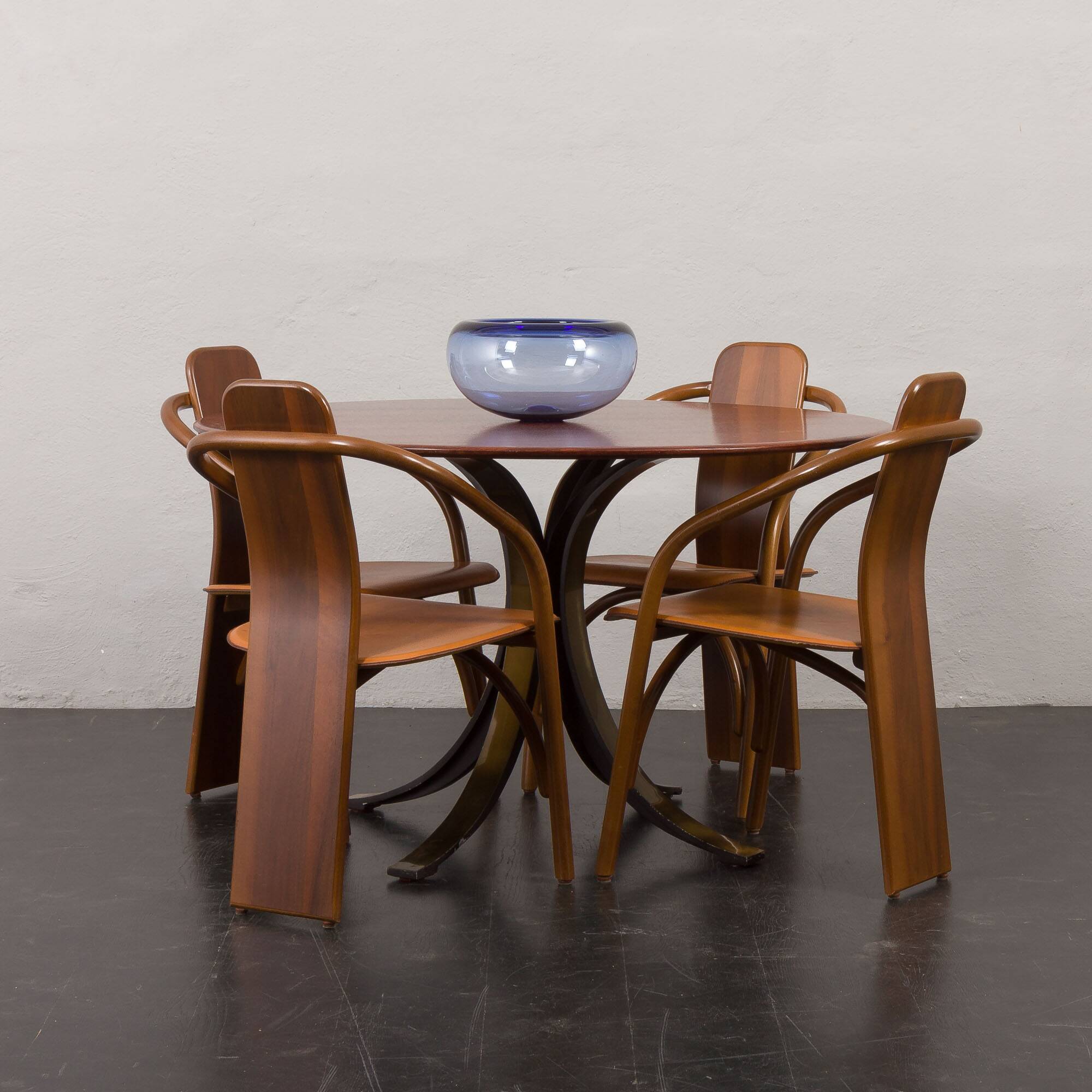 Vintage T69 dining table by Osvaldo Borsani for Tecno, Italy 1960