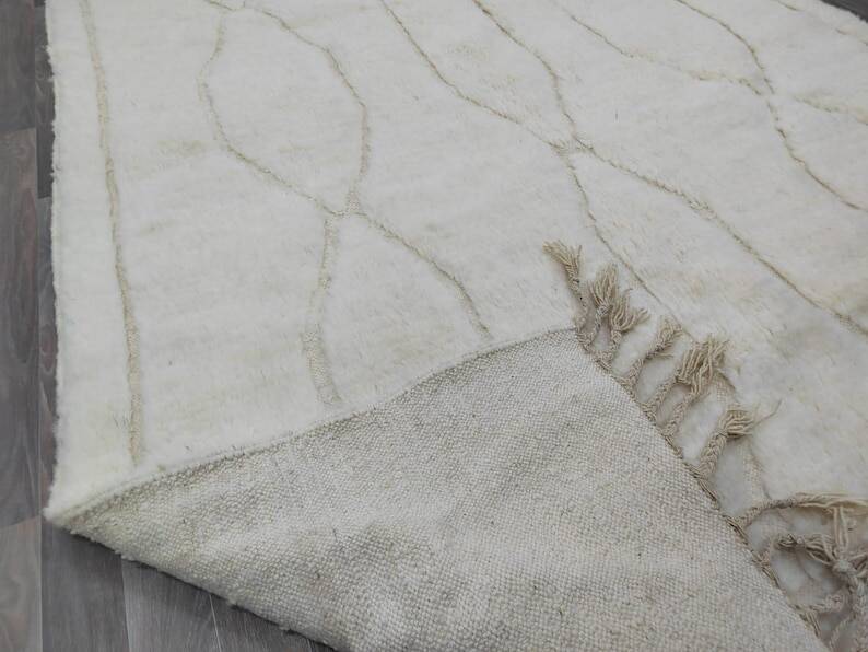 Moroccan handmade rug 250cmx150cm