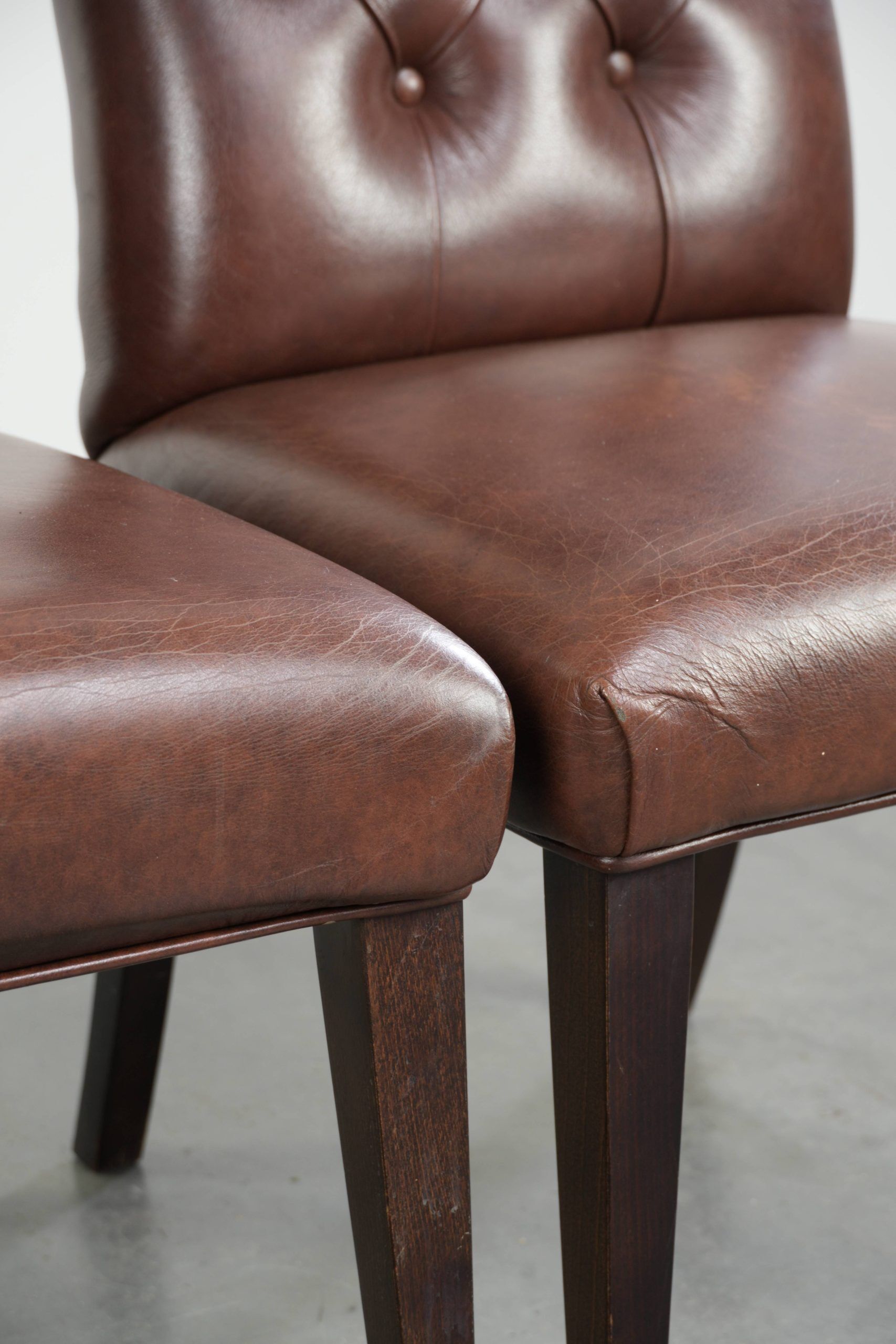 Set of 6 cognac-coloured cow leather Chesterfield dining chairs