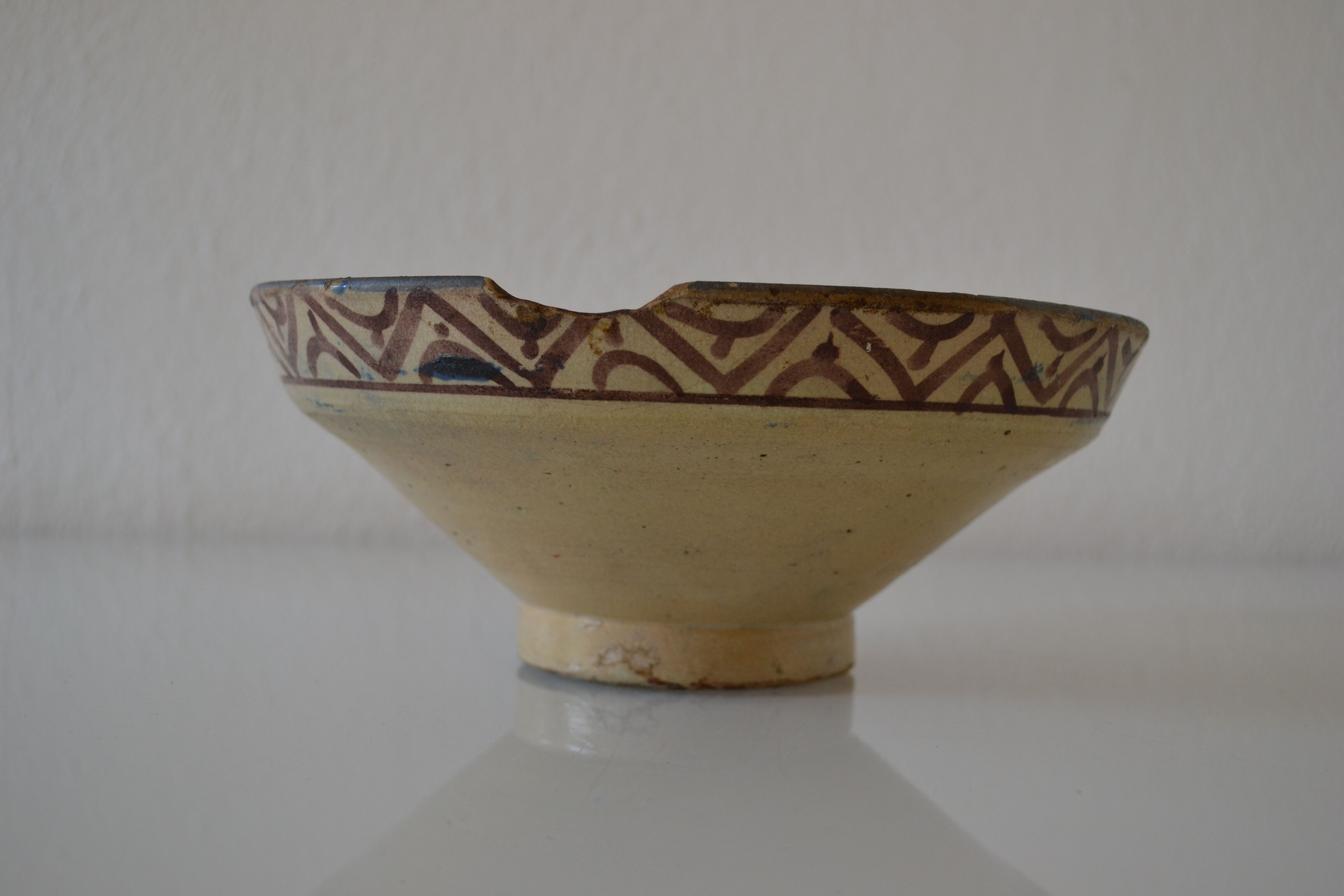 Ancient berbere ceramic dish signed north africa