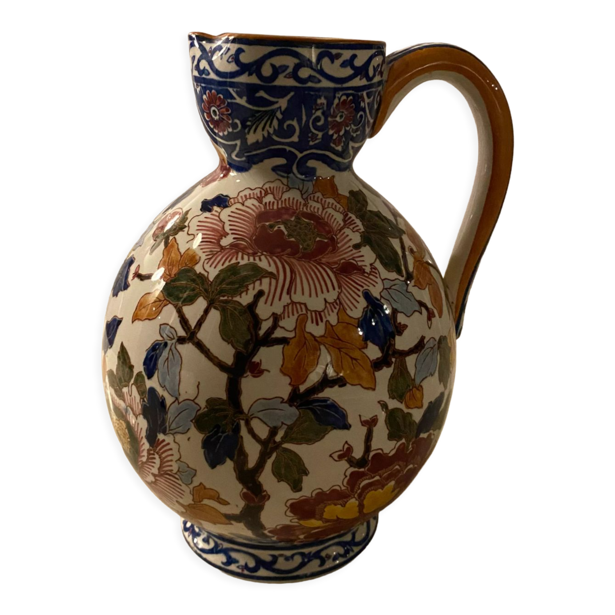 Jug or pitcher of Gien Peonies