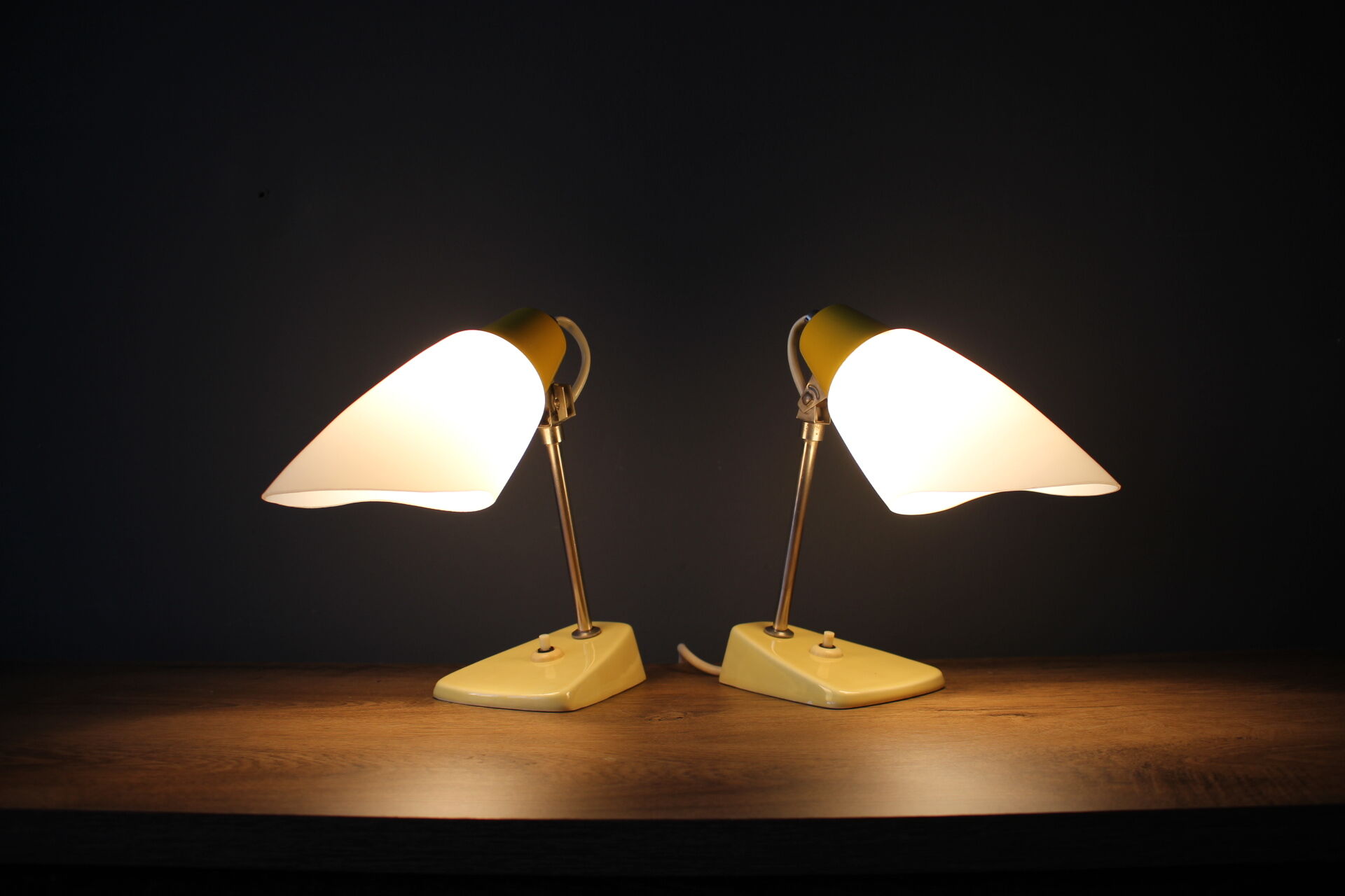 Ensemble de deux lampes de table Kamenický Šenov années 1960.