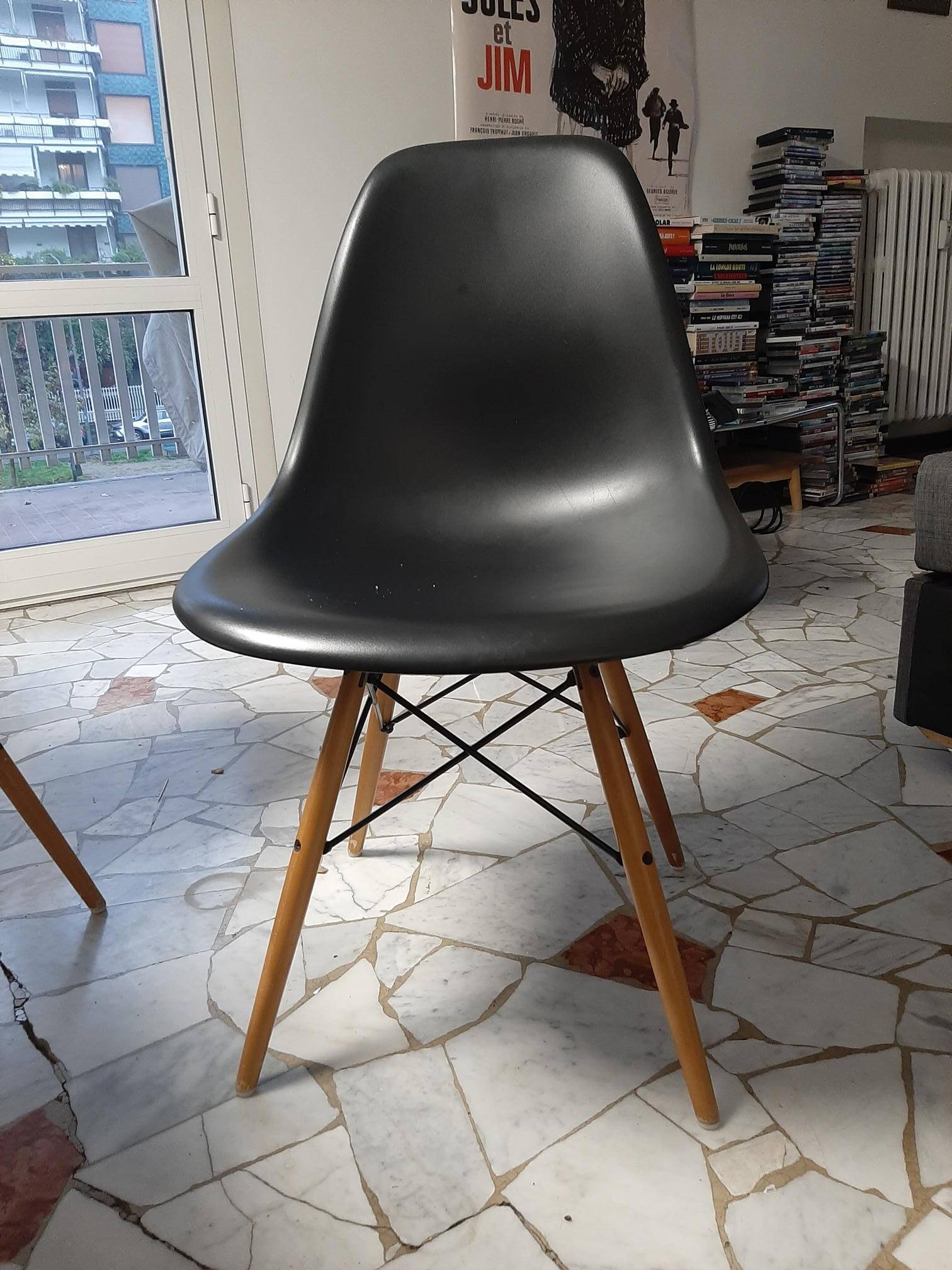Eames DSW Chair