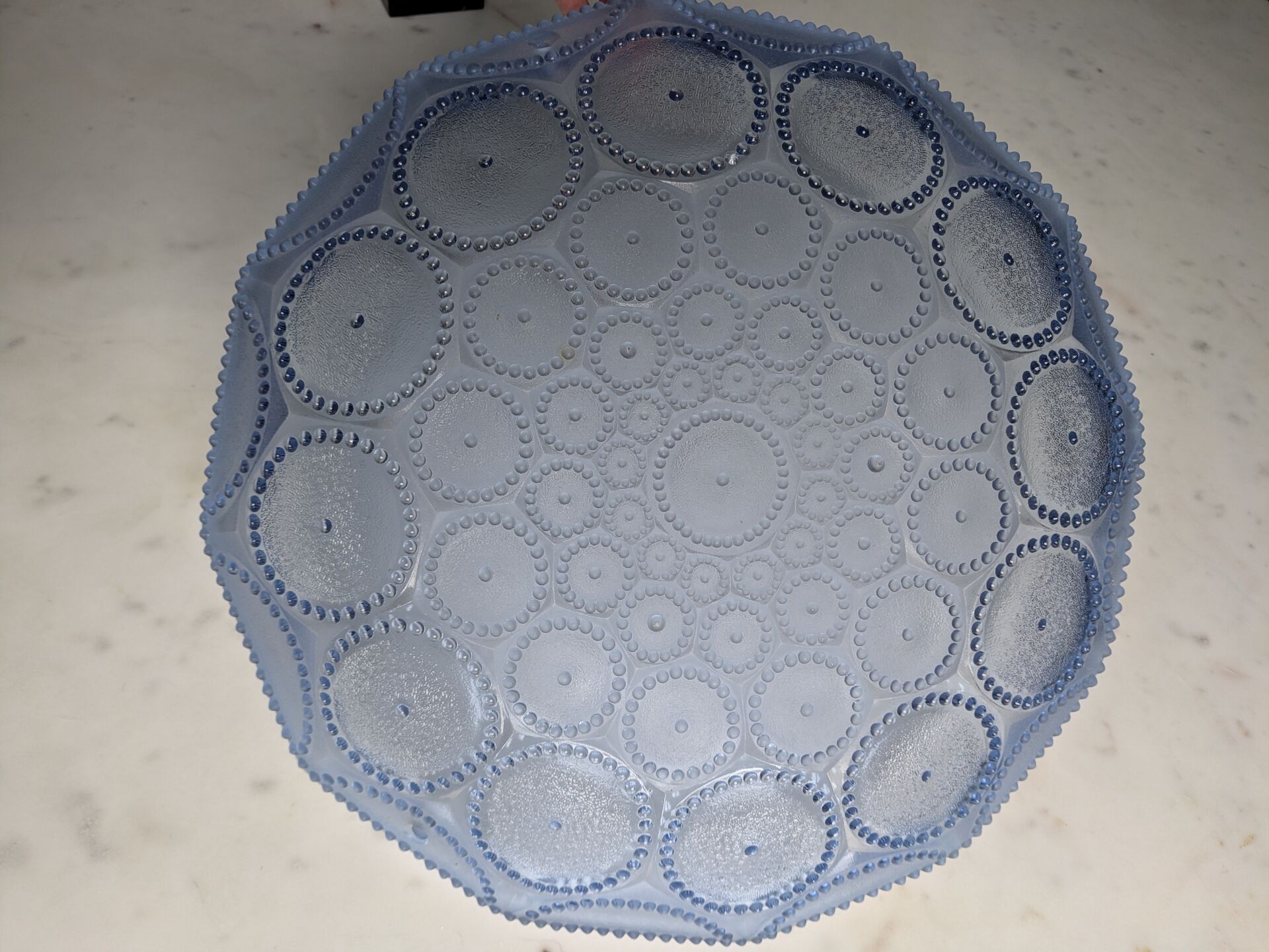 Grande Vasque moulé Art Deco Bleu azur.
