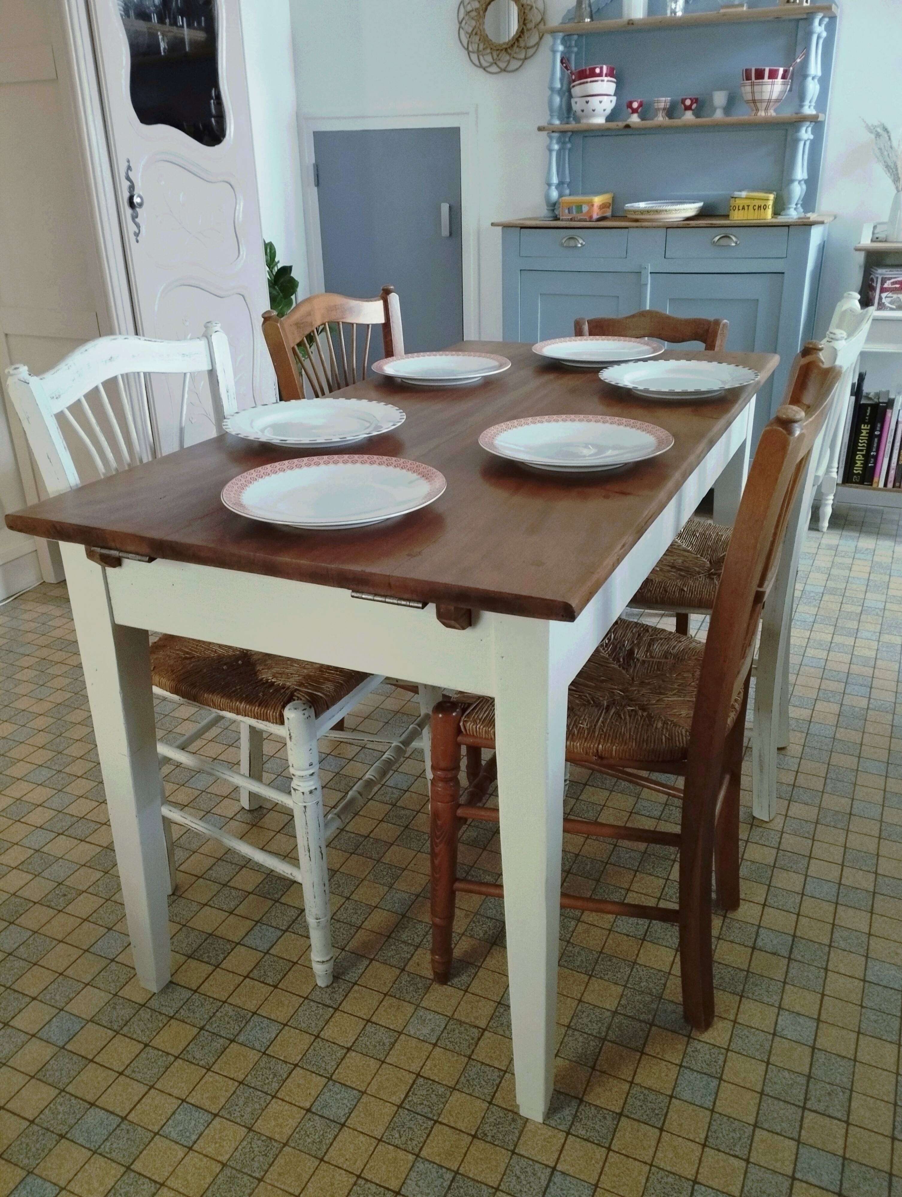 Farmhouse table with extensions