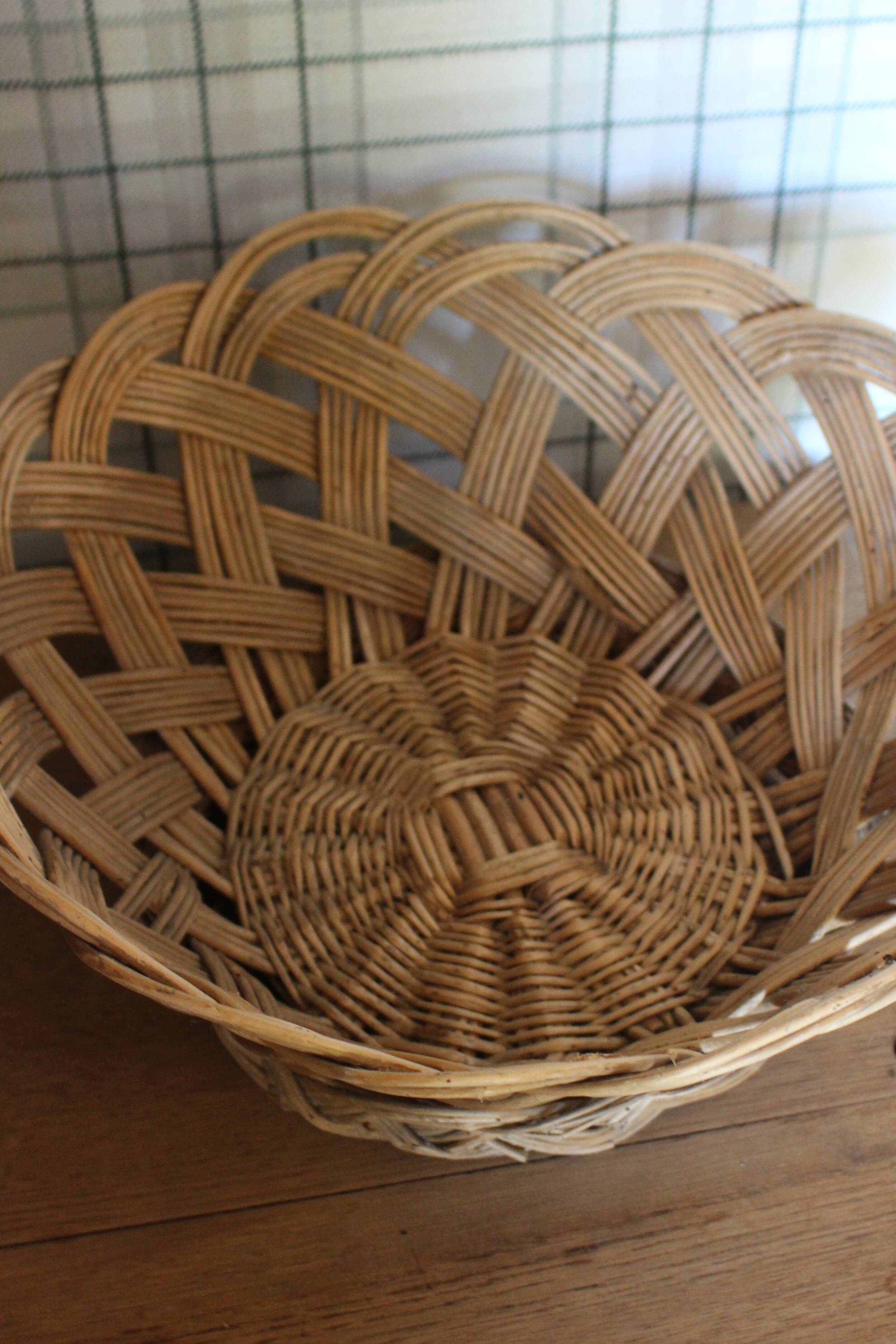Large vintage woven wicker basket