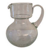 Pichet en verre gravé décor floral – 75 cl – milieu XXᵉ siècle