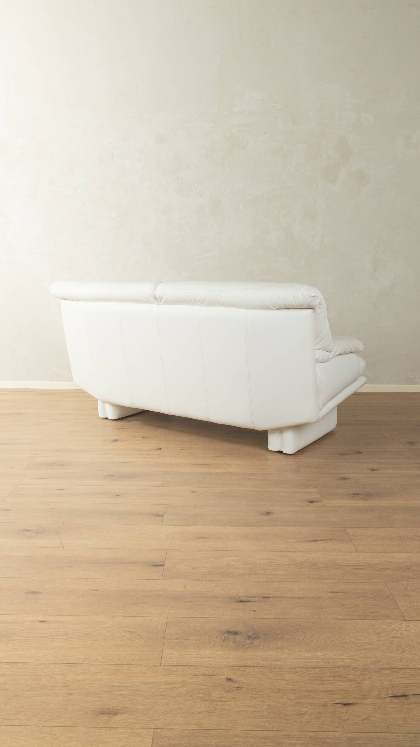 Postmodern sofa by Nicoletti Salotti from the 1980s