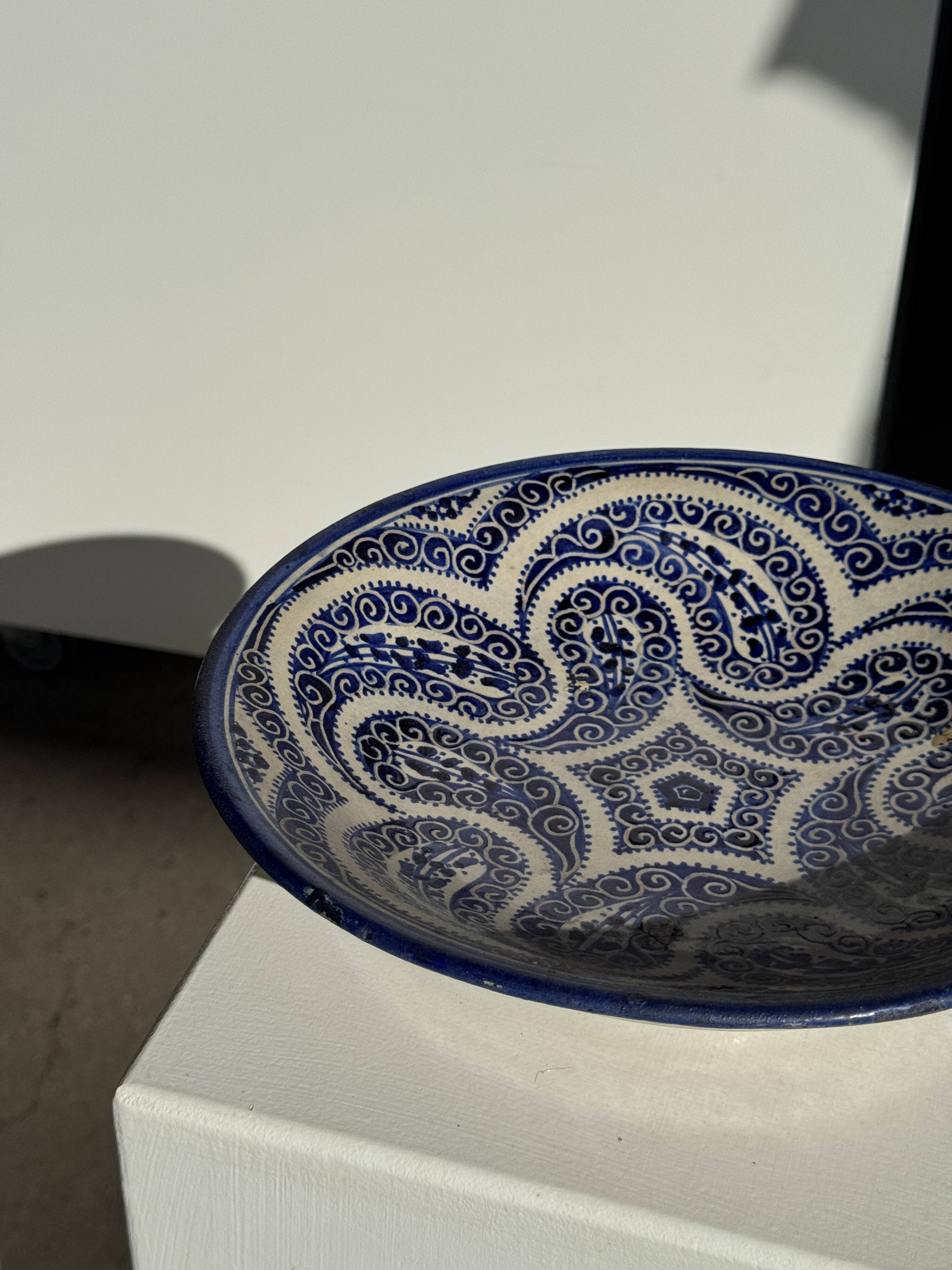 Coupe marocaine en céramique bleu de Fès D28