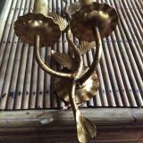 Wall lamp in gold metal