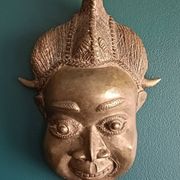 Masque africain vintage en bronze