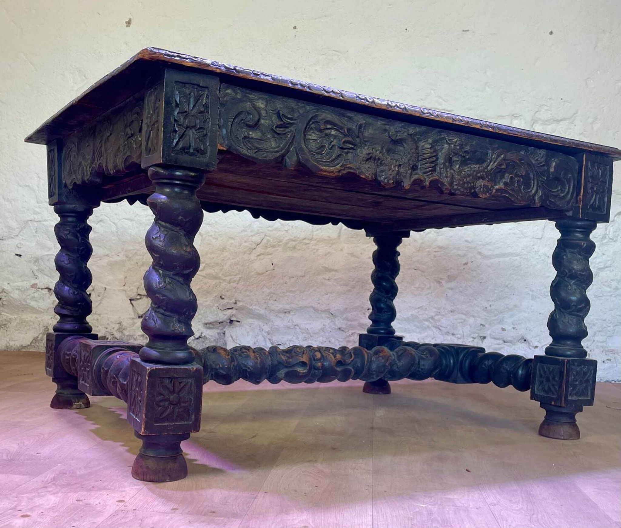 Louis XIII style desk table