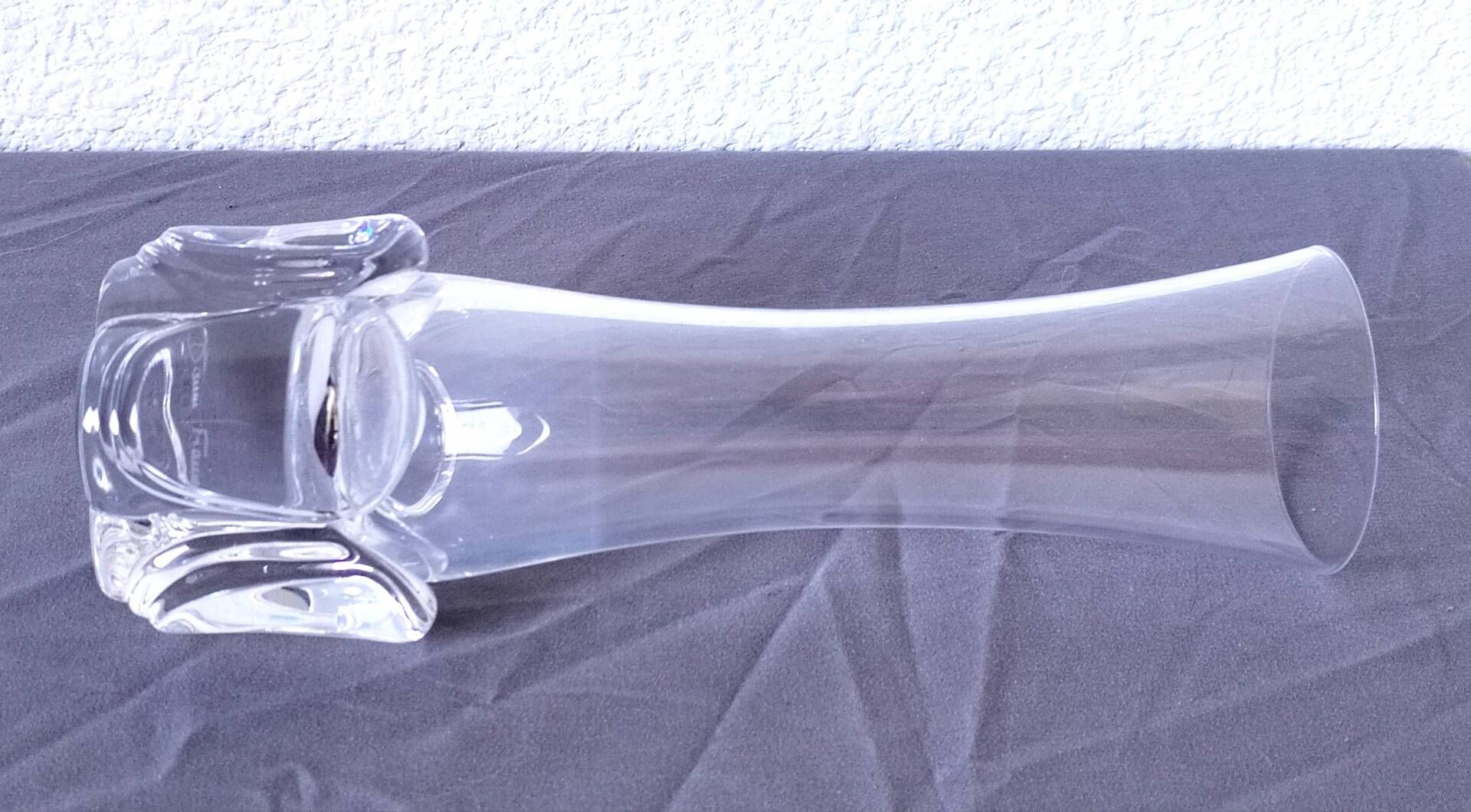 Vintage trumpet vase in crystal signed Daum France 21cm