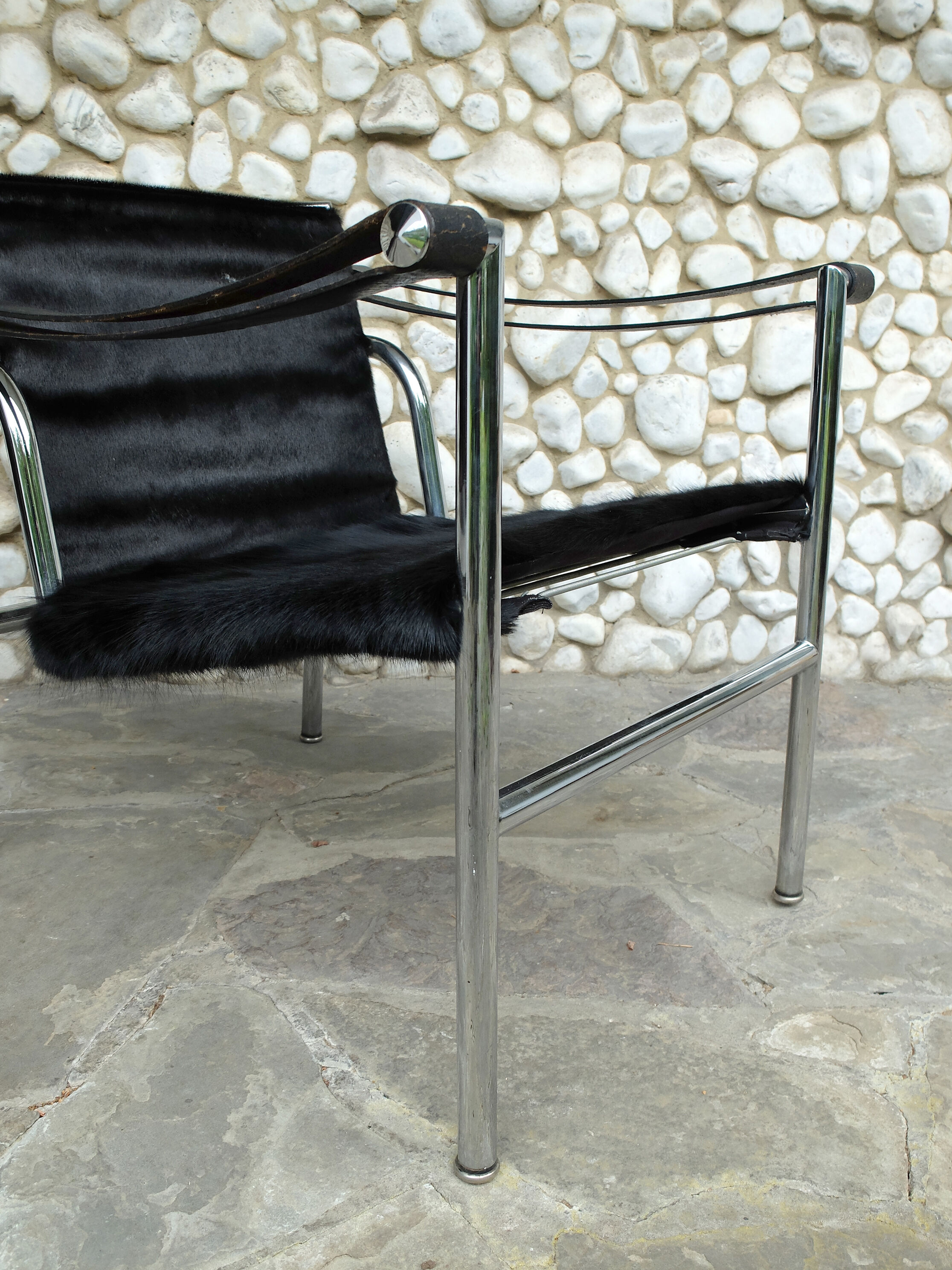 LC1 armchair by Le Corbusier, Pierre Jeanneret & Charlotte Perriand for Cassina 1960