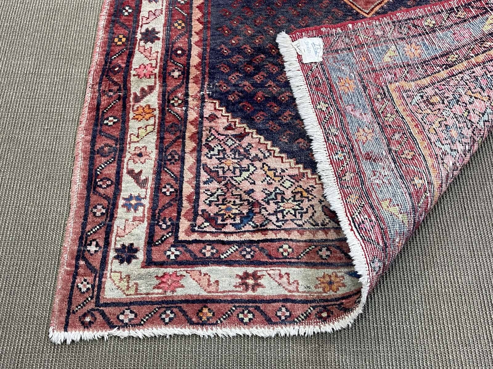 Handmade wool Iranian carpet - 2.14m x 1.31m