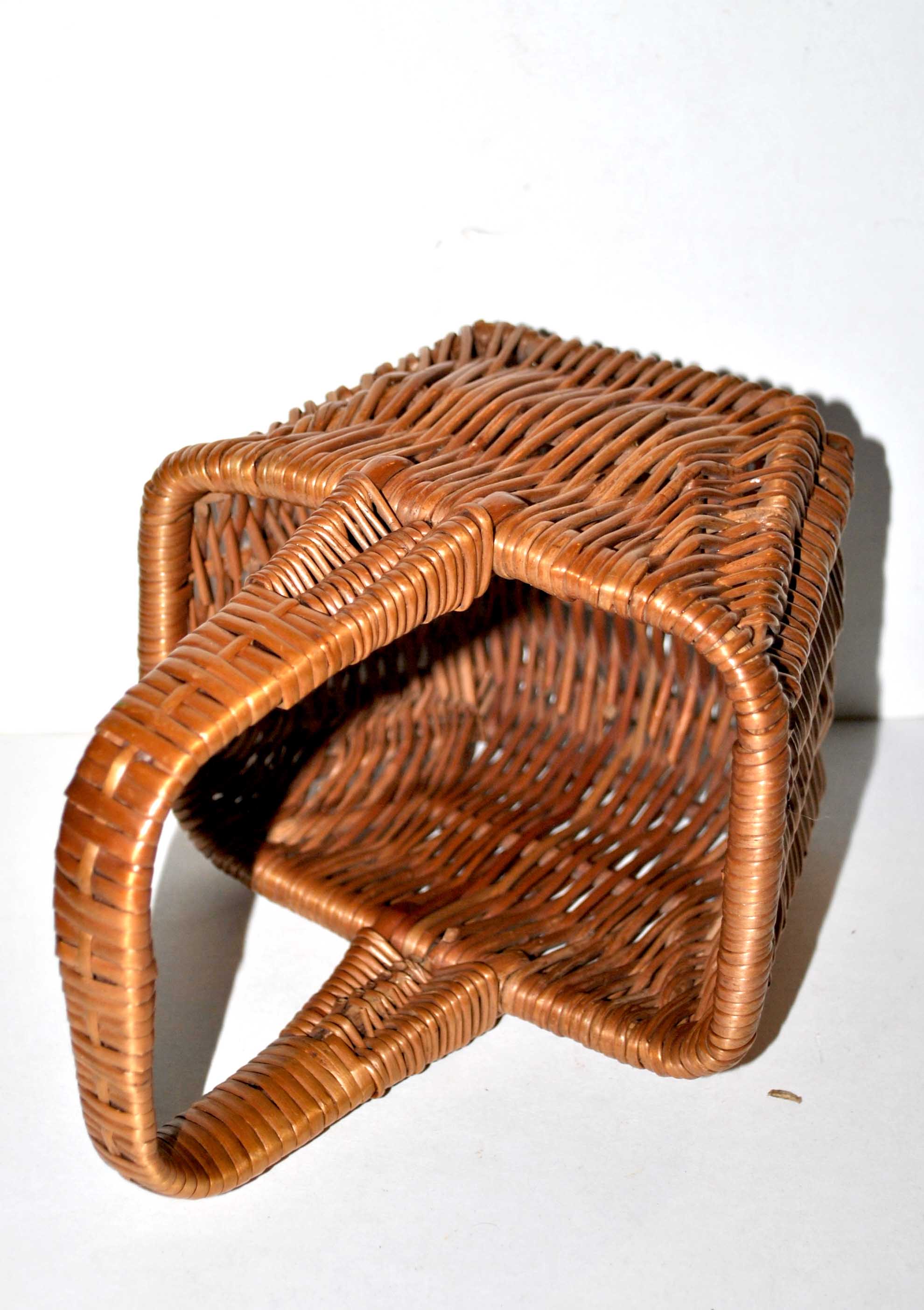 Vintage square wicker basket - 16 x 20 cm