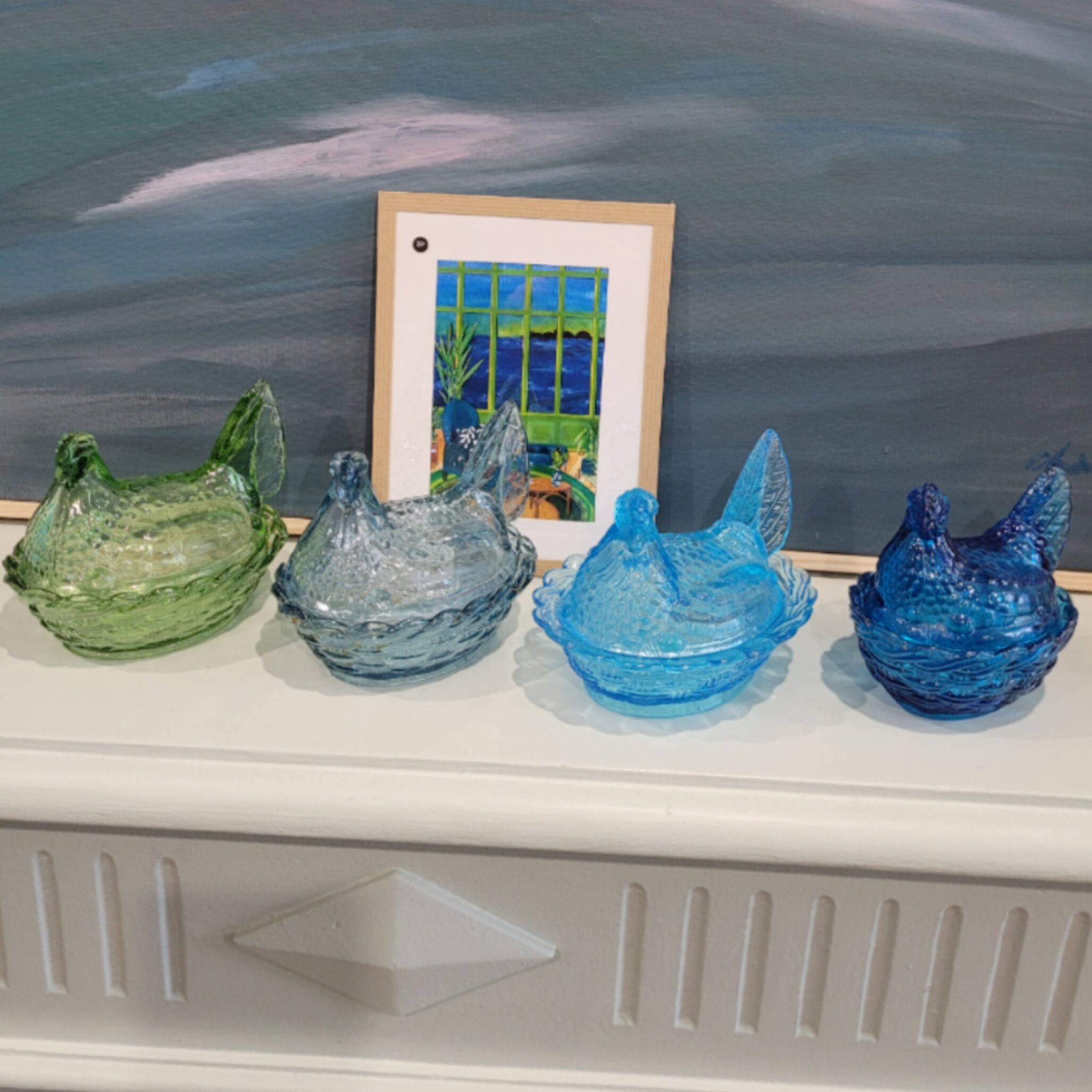 Glass candy hen