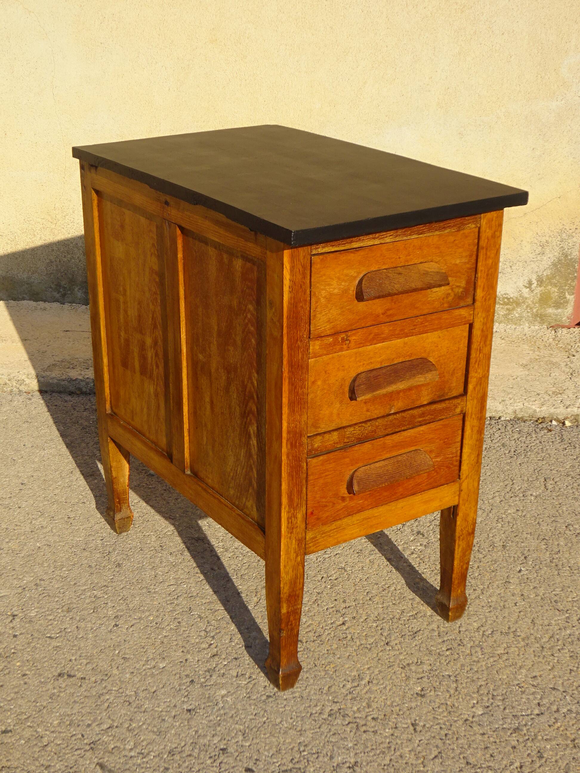 Office furniture, 3 oak drawers
