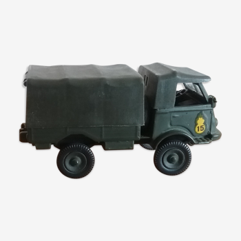 Renault Solido military 4x4 truck from the 70s with box