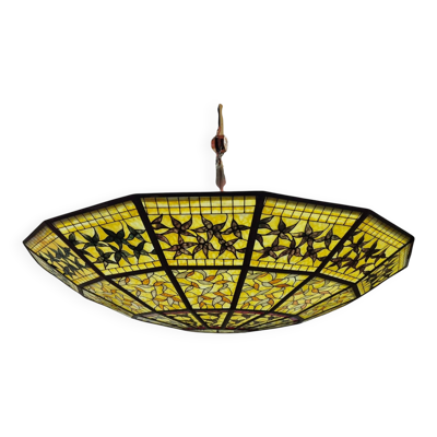 Impressionnant lustre en verre teinté de style Tiffany des années 1990