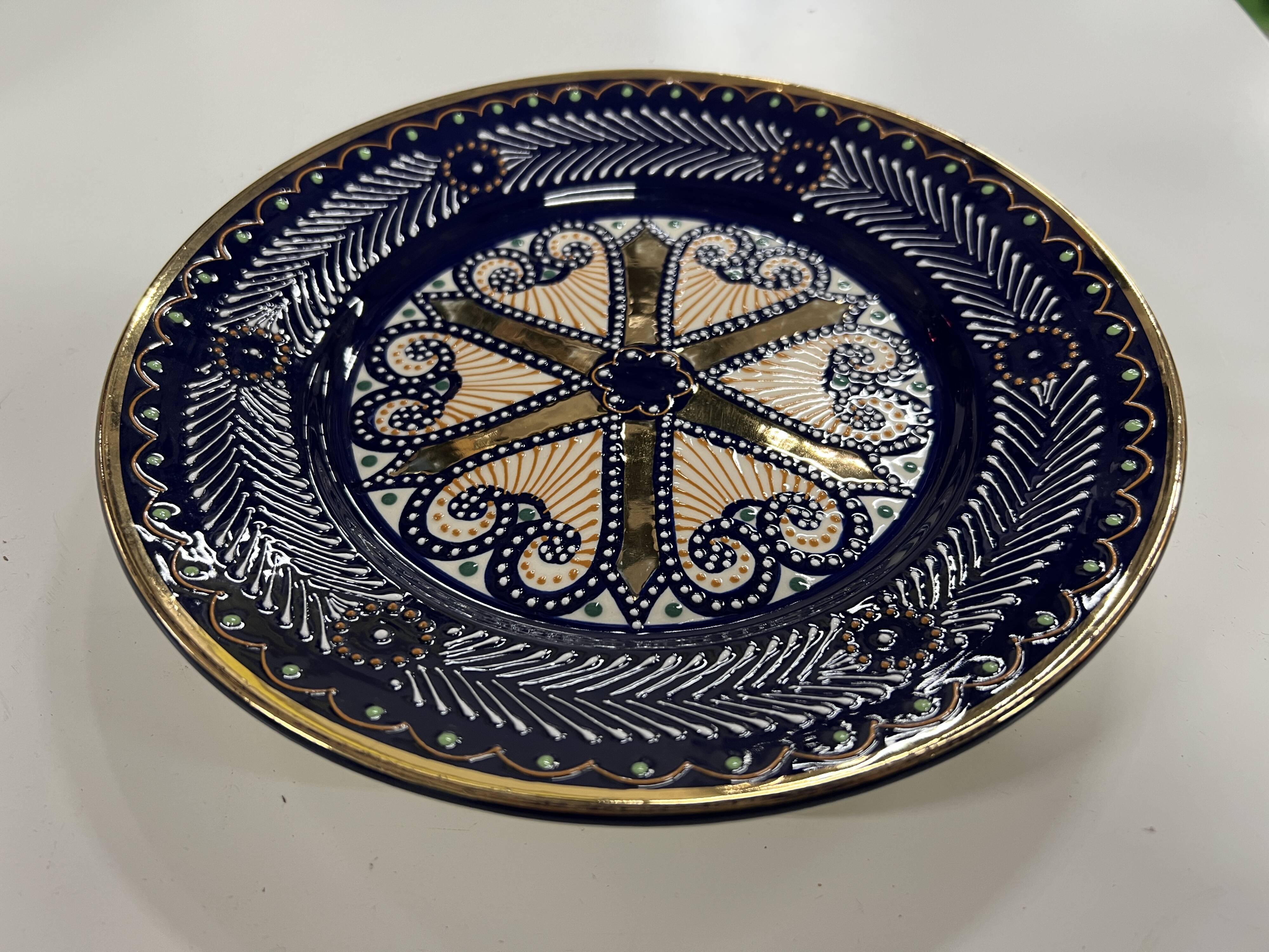 Vintage decorative plate HB Quimper