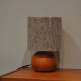 Wood and wool lamp