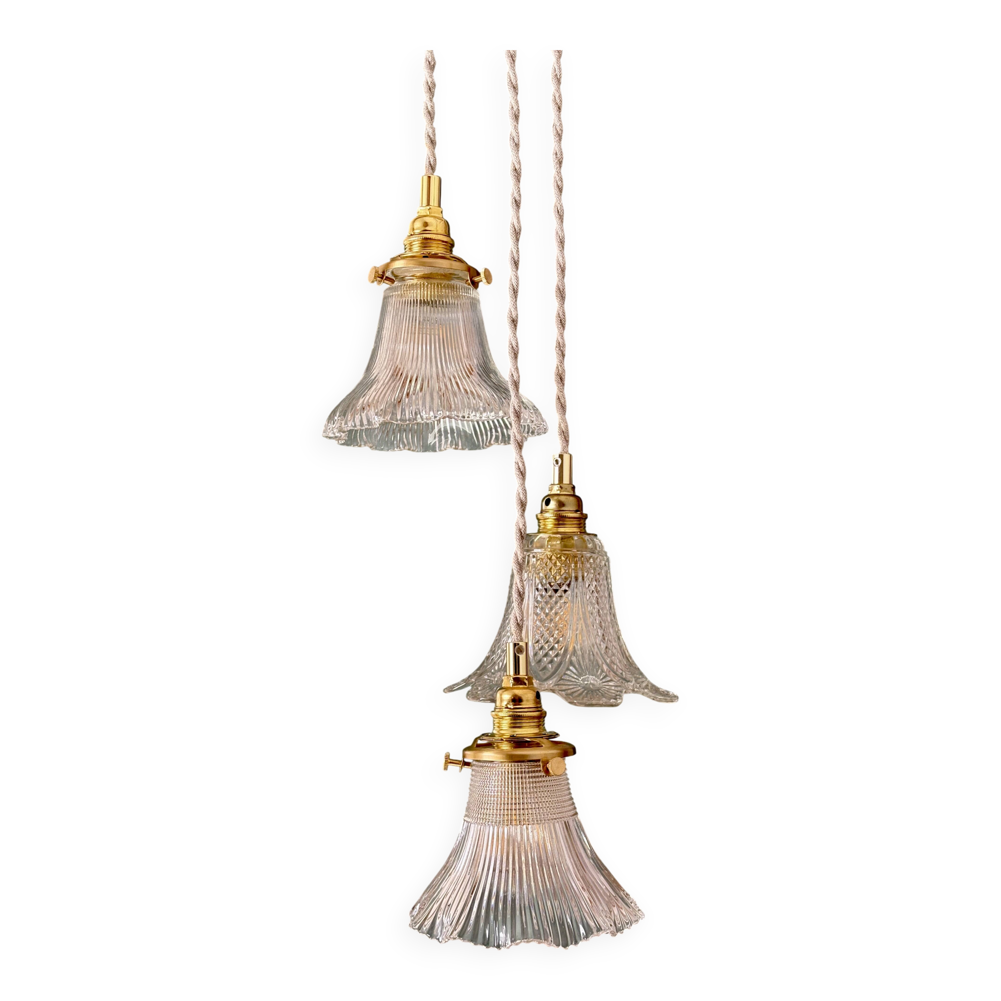 Vintage triple tulip pendant light in chiseled glass and holophane