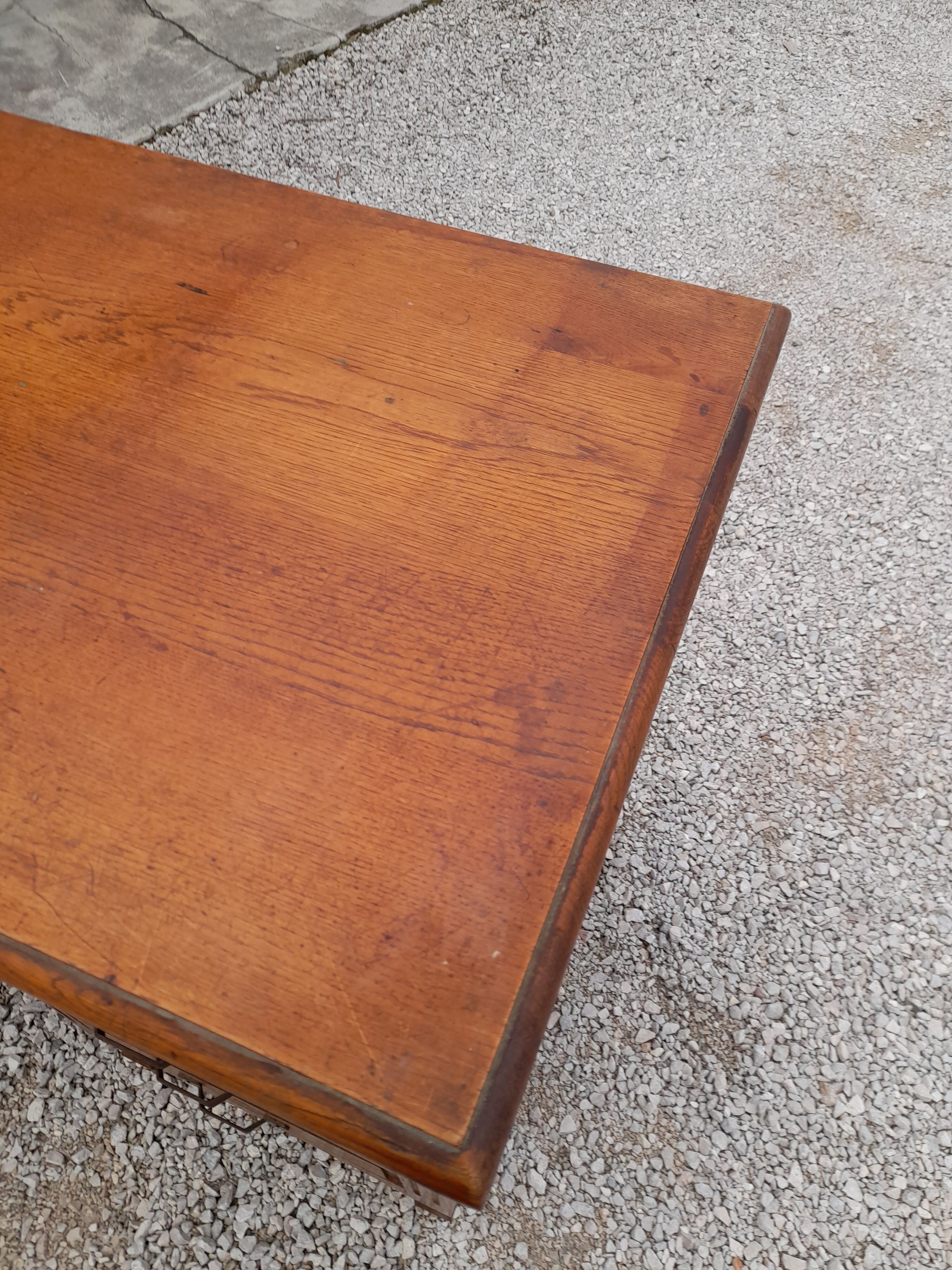 Old oak desk 5 drawers