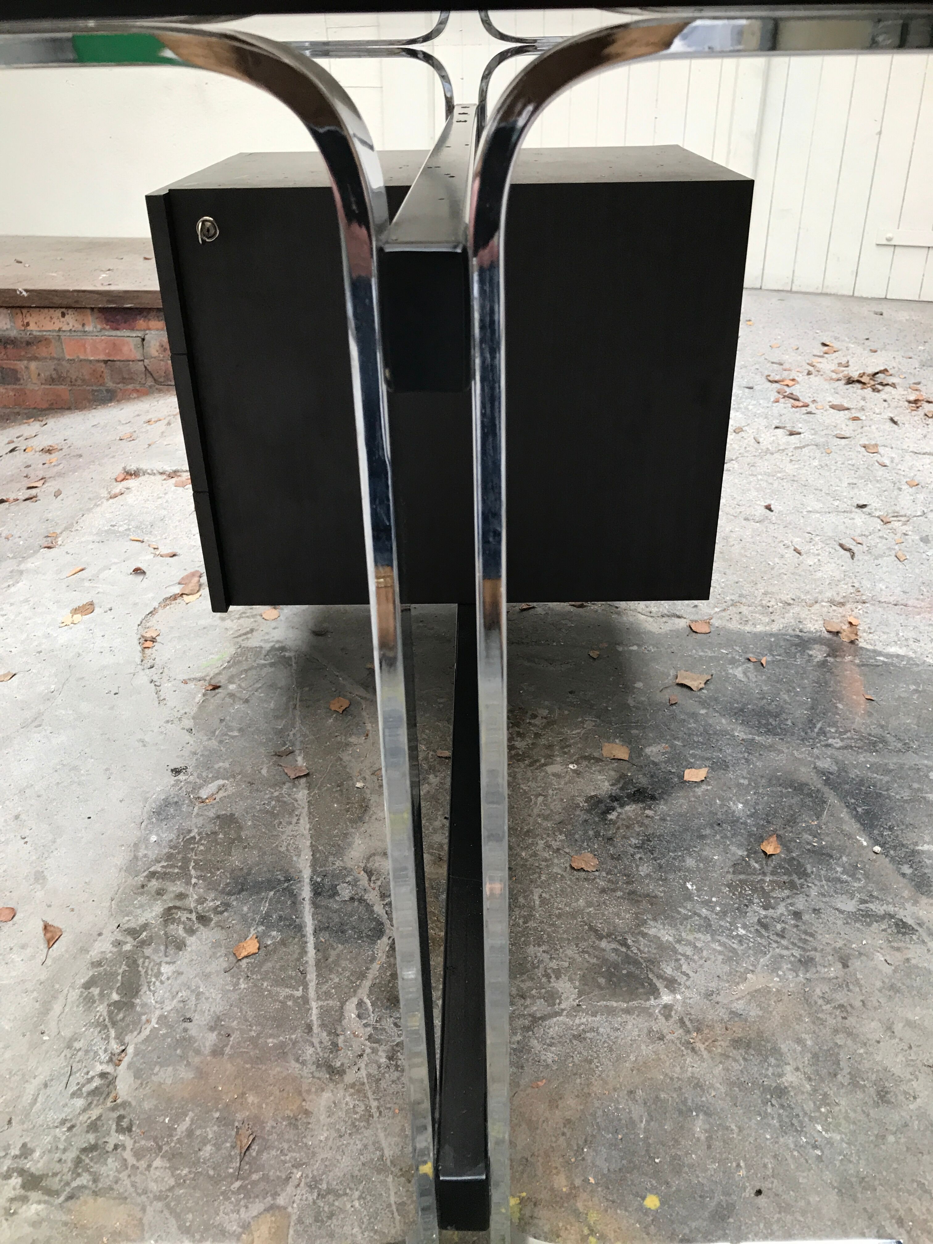 Bureau vintage caisson suspendu