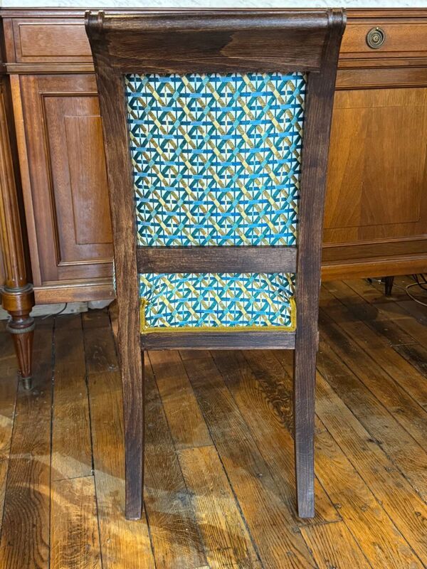 Chaise de style Directoire – garniture traditionnelle