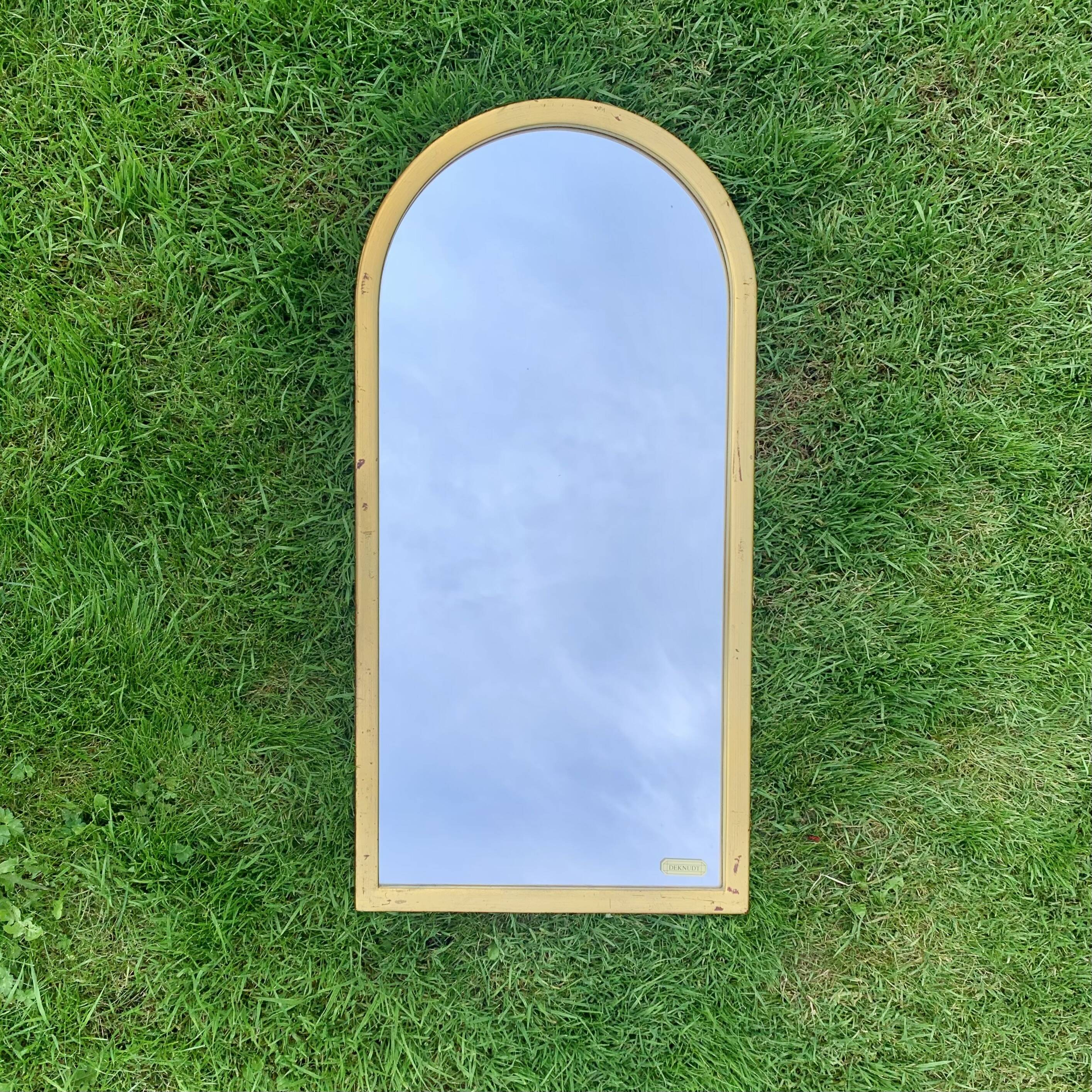 Deknudt vintage arch mirror in gilded wood - height: 79 cm