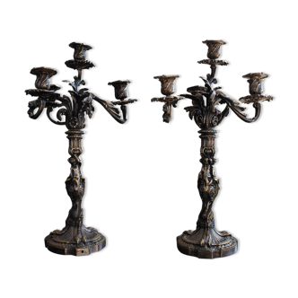 Paire de chandeliers de style Louis XV en métal argenté