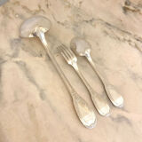 25-piece cutlery set