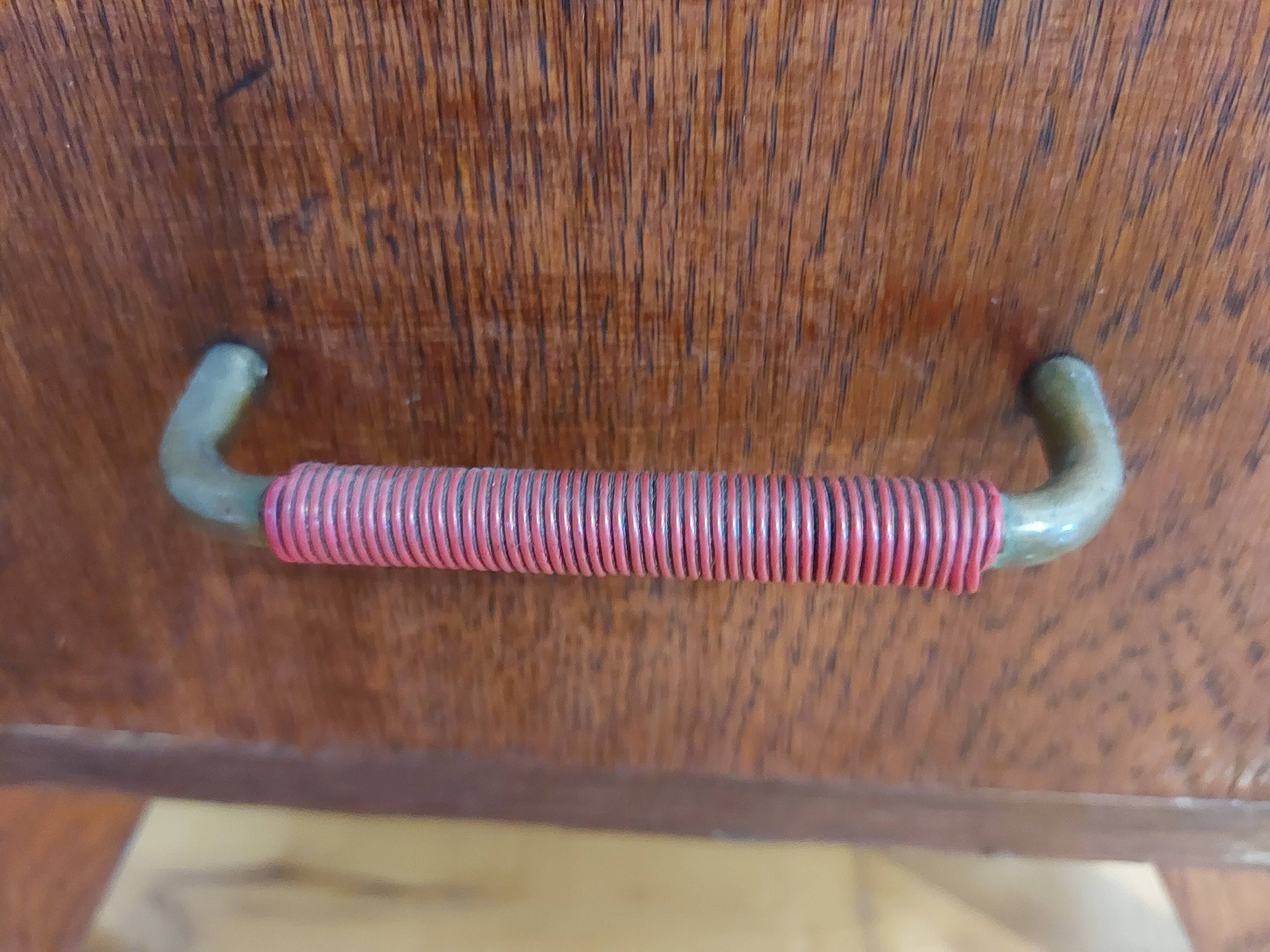 petite commode, chiffonnier, poignées scoubidou, pieds compas, vintage