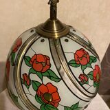 Tiffany style table lamp
