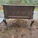 Important bureau toutes faces en bois sculpté – style Renaissance