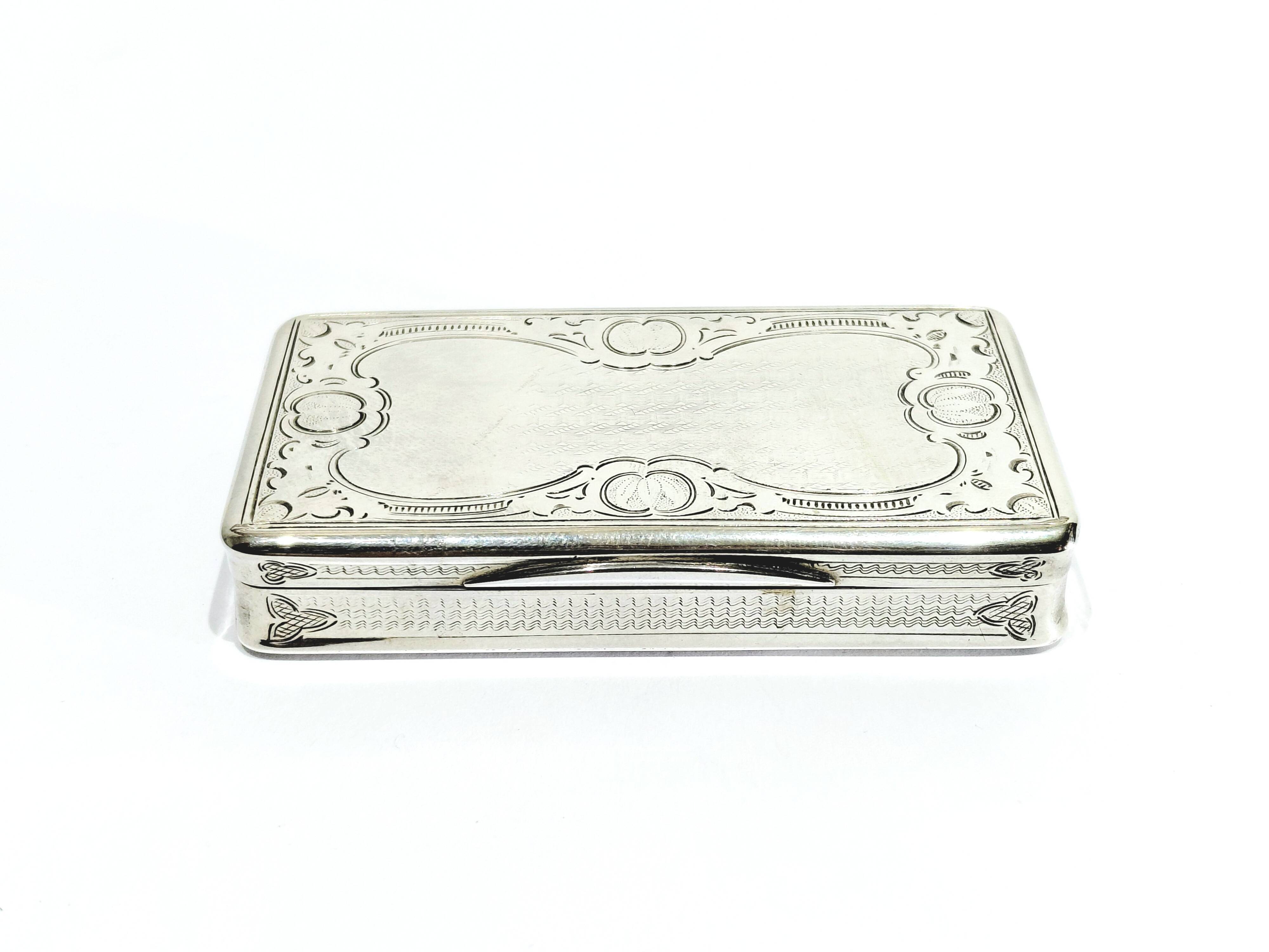 VIENNA - SILVER SNUFF BOX