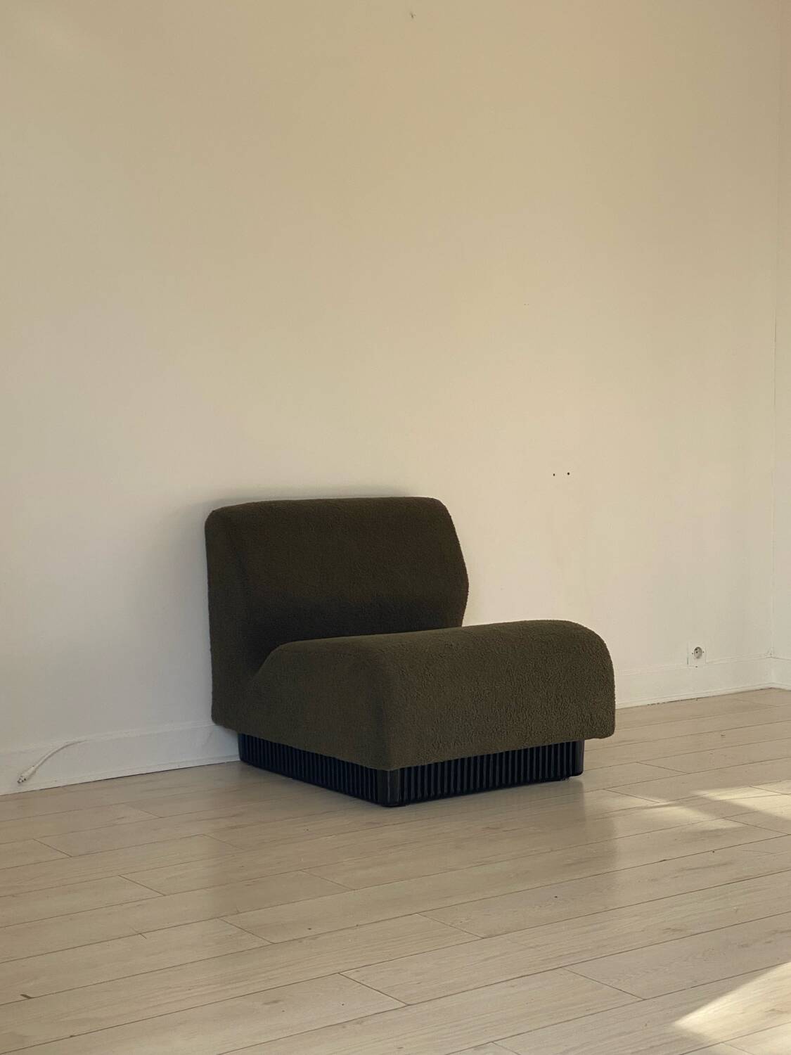 6 Herman Miller armchairs 1970