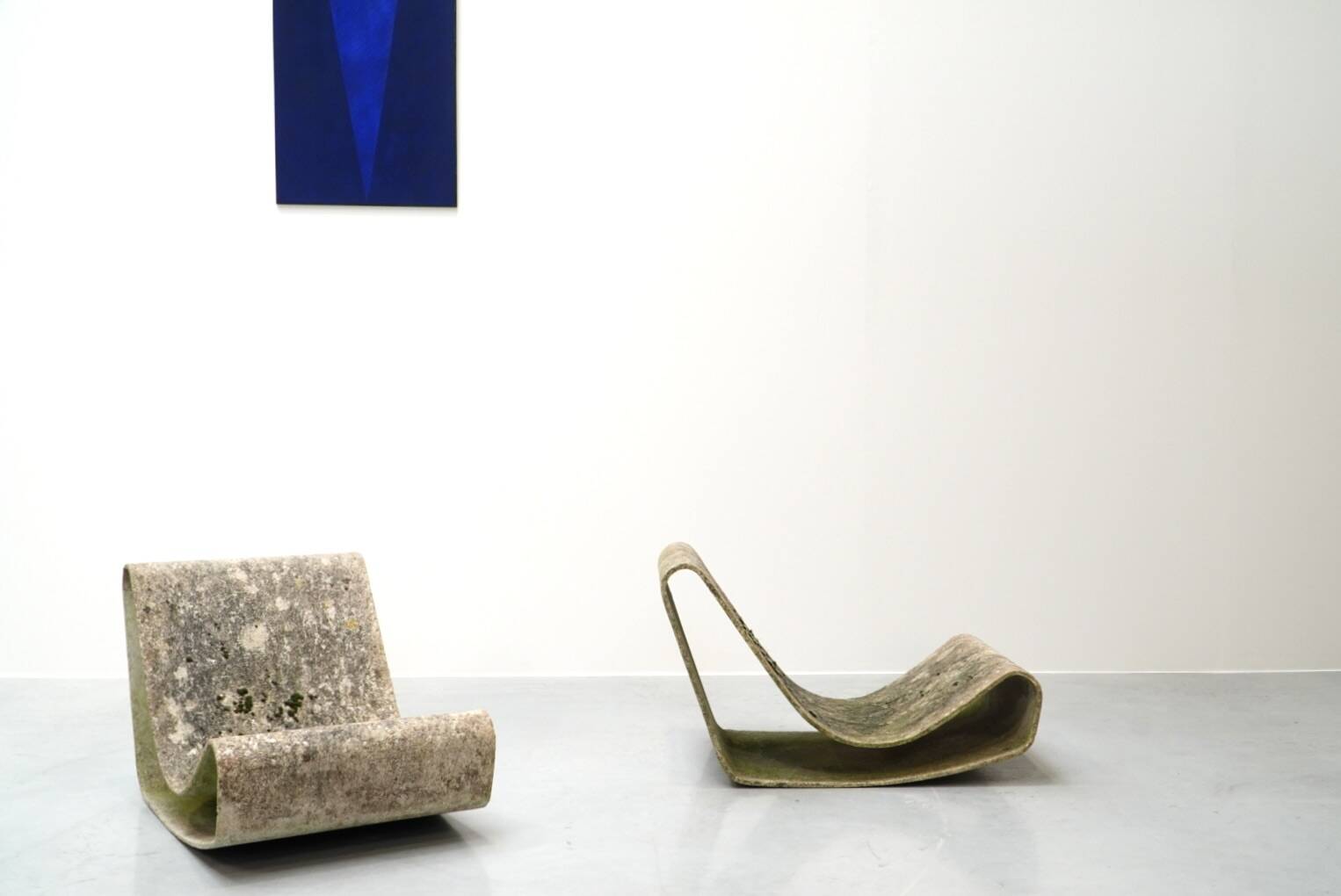 Willy Guhl, Eternit Patinated Loop Chair