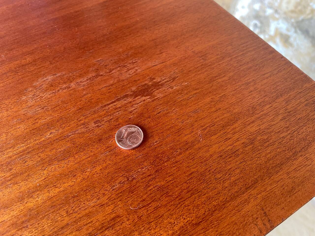 Vintage teak chest of drawers with 4 drawers, circa 1960s/1970s.