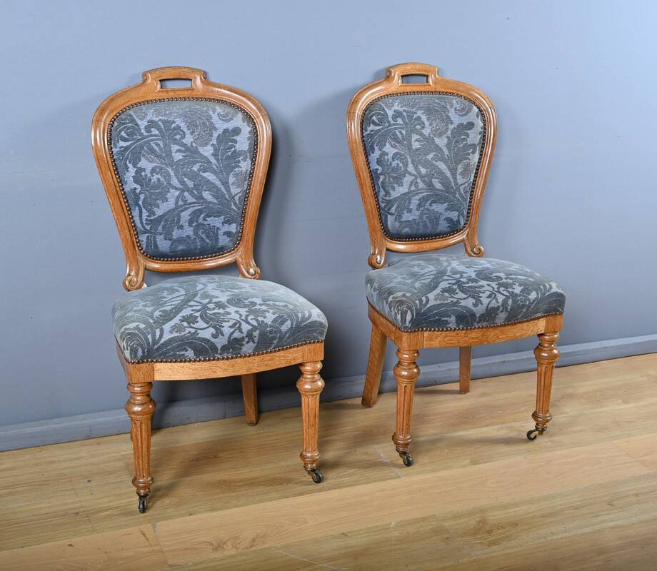 Paire de chaises en chêne, style Louis-Philippe, milieu XXème