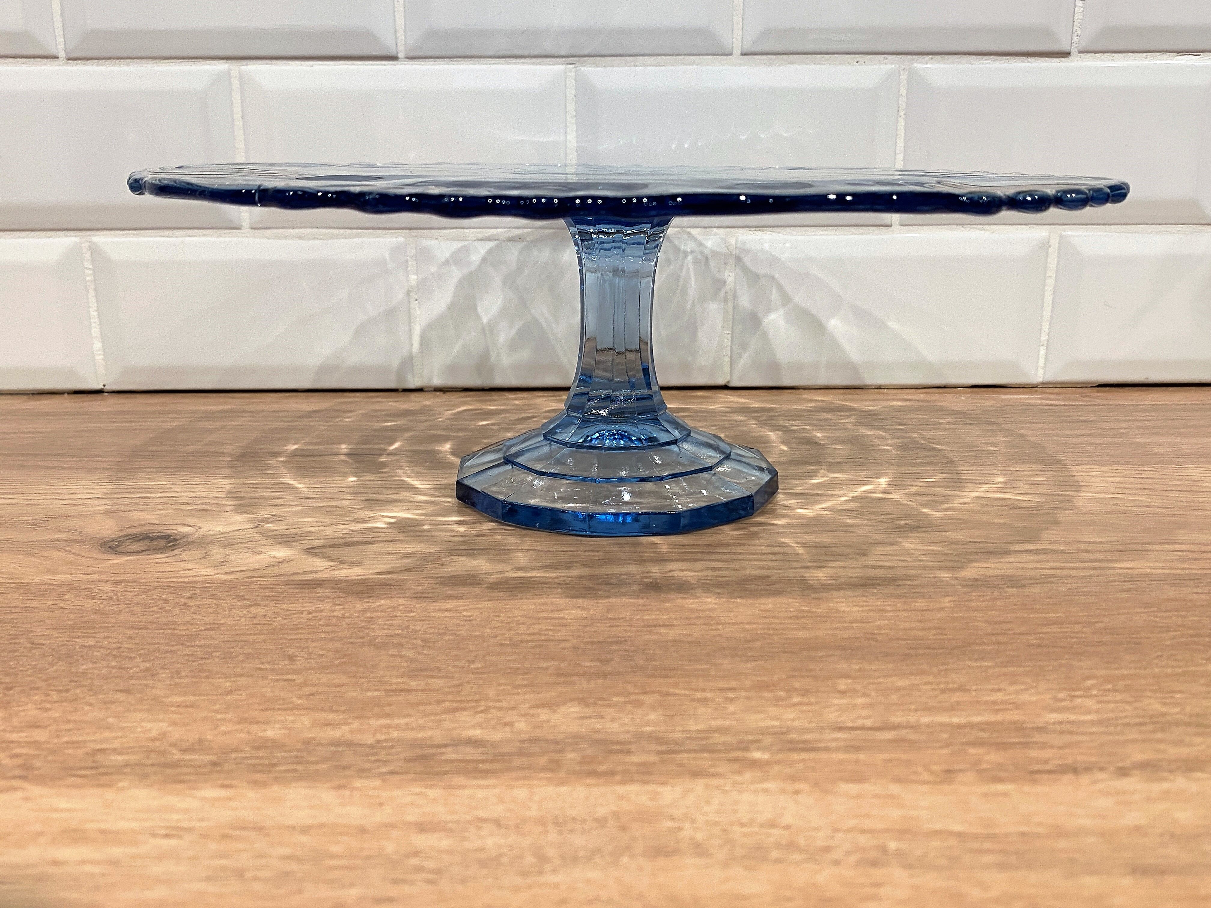 Dish, pedestal cake display