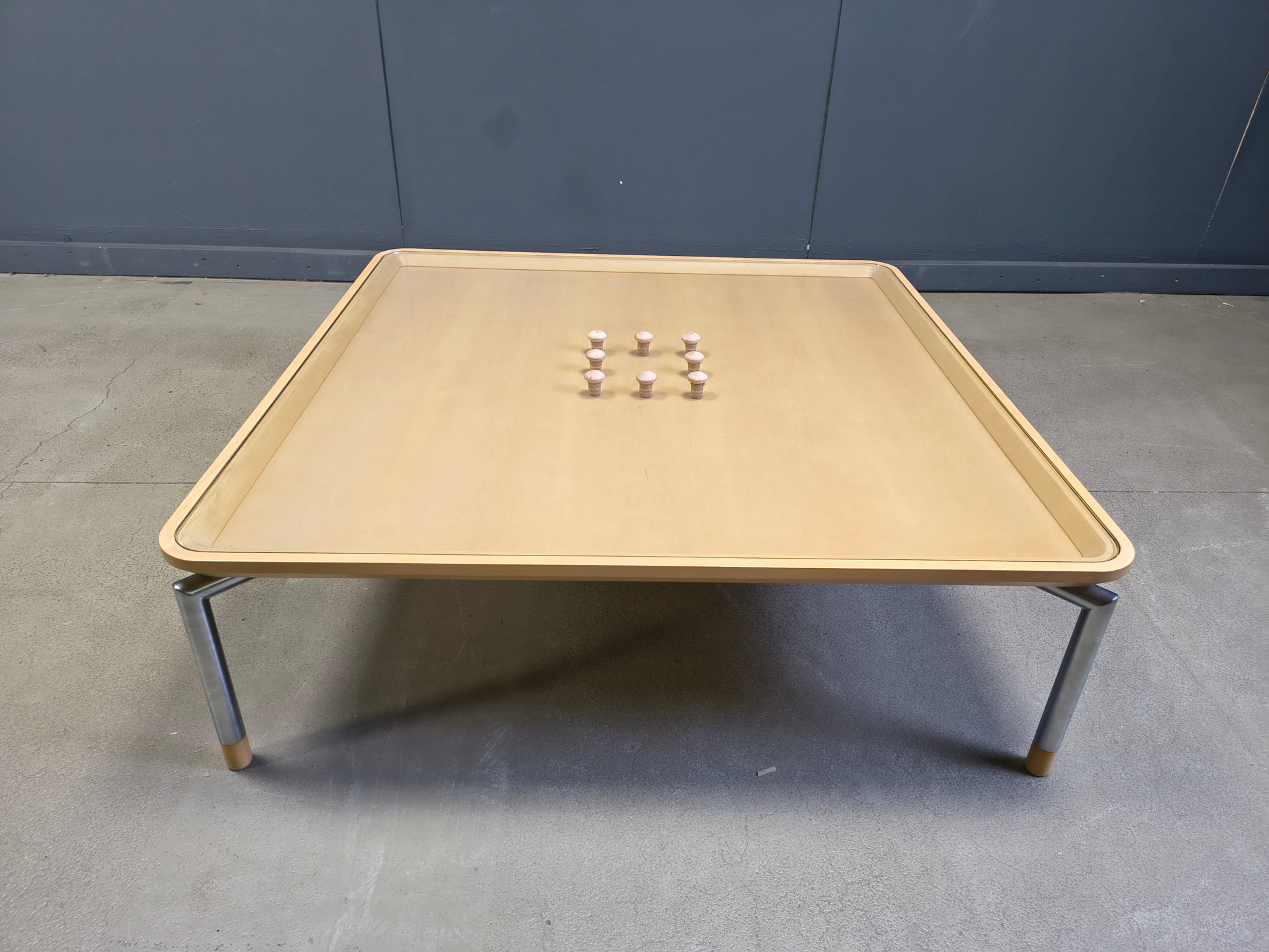 Table basse post-moderne en liège et en verre, années 1980