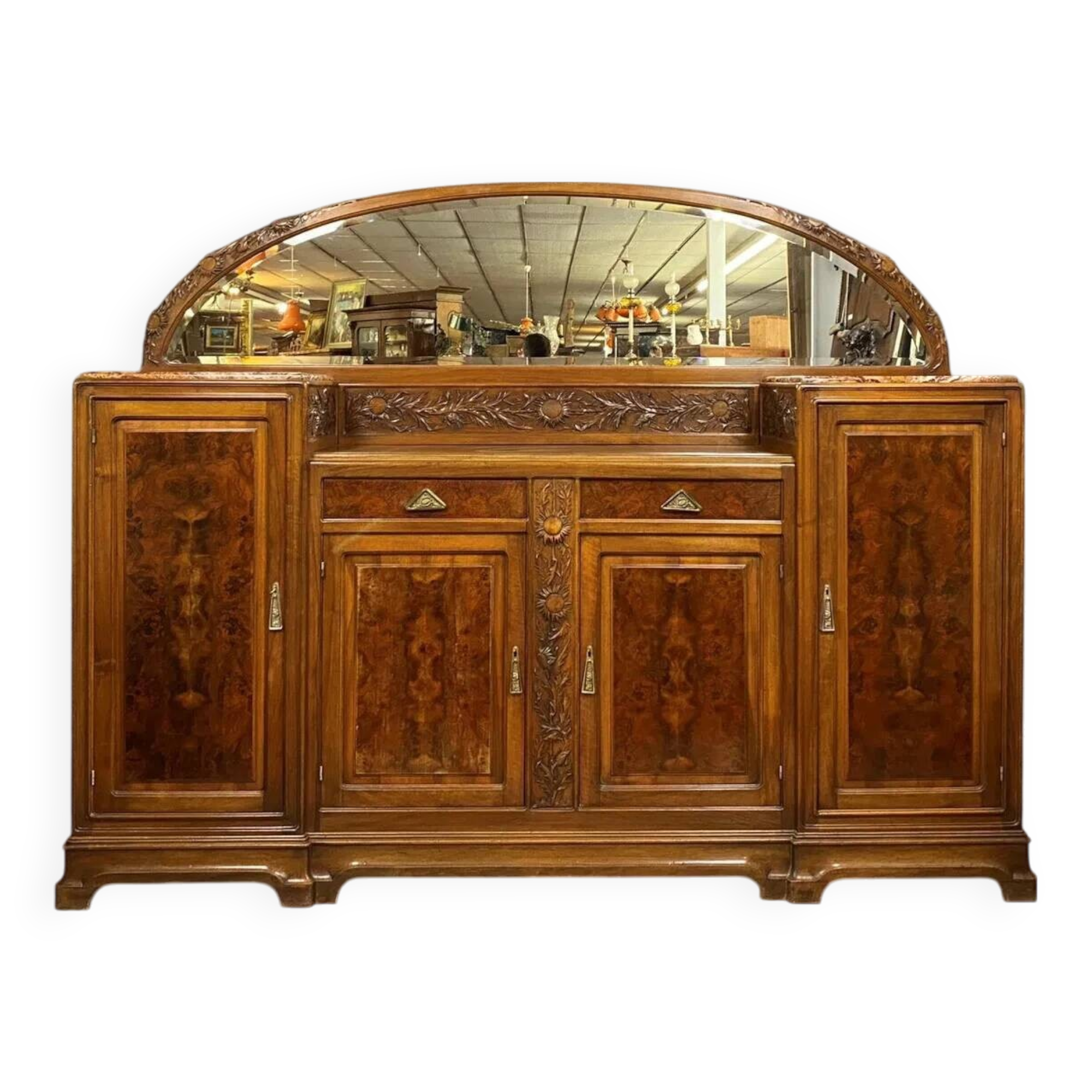After Majorelle: Art Nouveau period sideboard in walnut and burl circa 1900